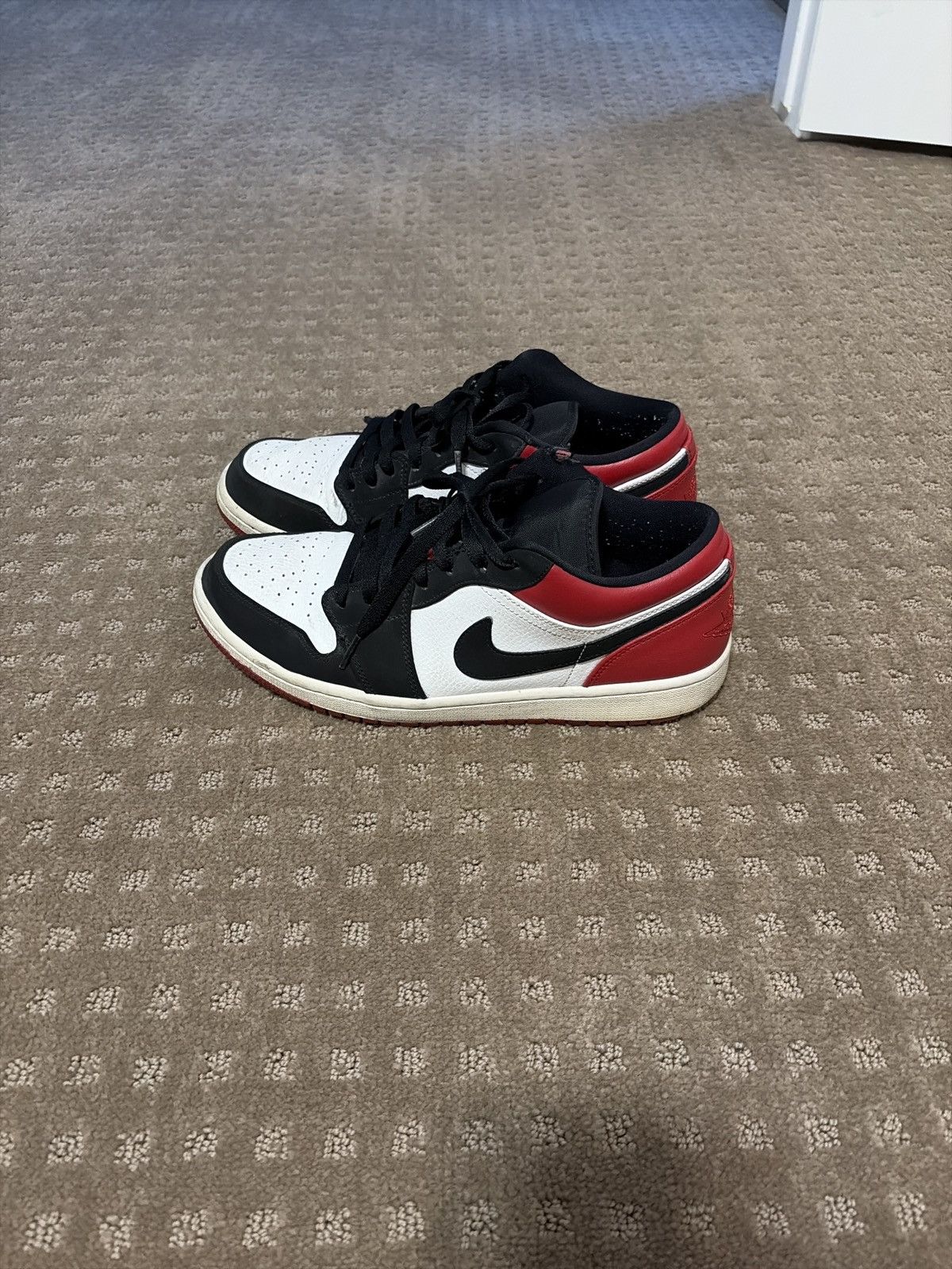 Jordan Brand Jordan 1 Low Size US 10 / EU 43 - 1 Thumbnail