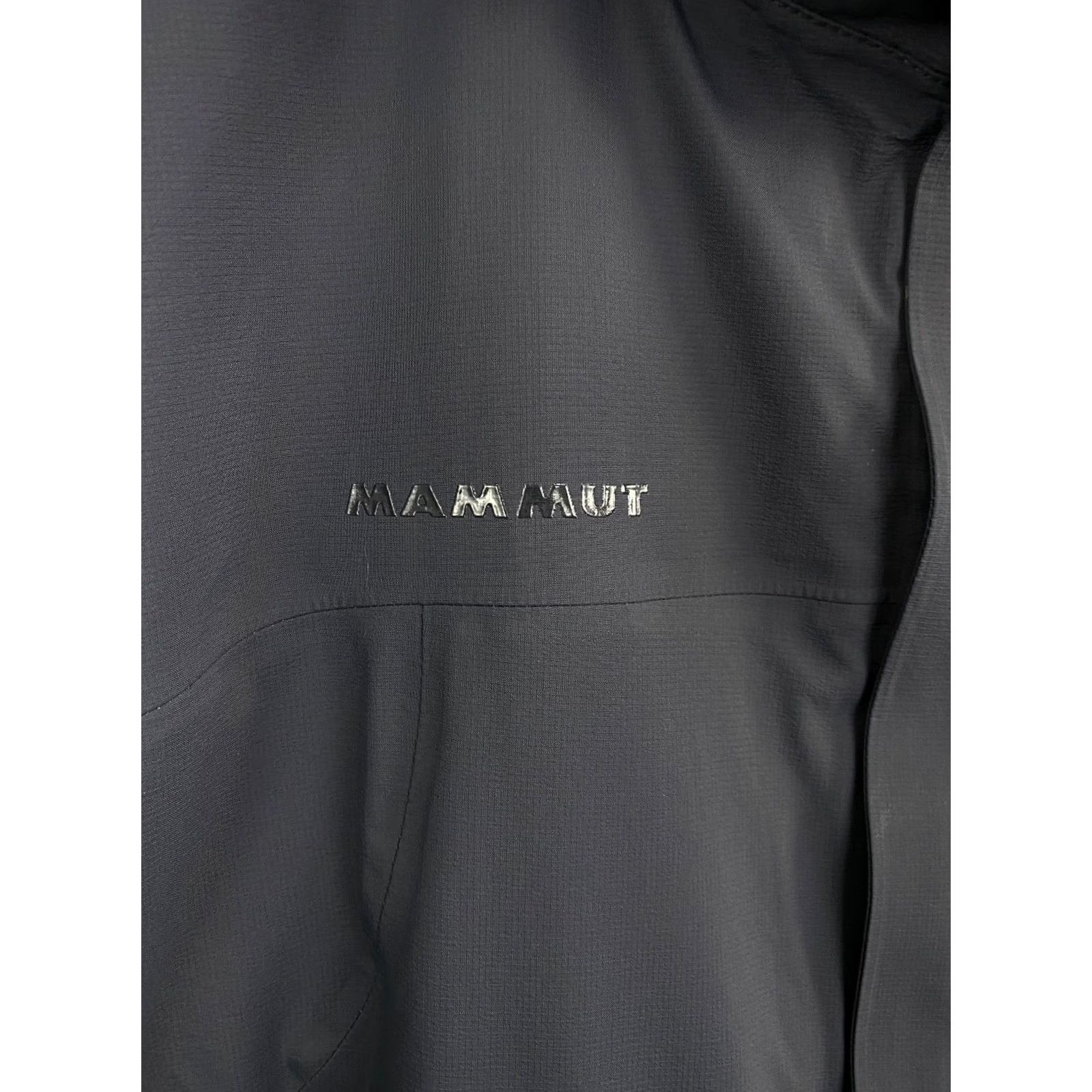 Mammut Mammut Dry Tech Outdoor Jacket XL Gray Men's Outdoor Jacket Size US XL / EU 56 / 4 - 5 Thumbnail