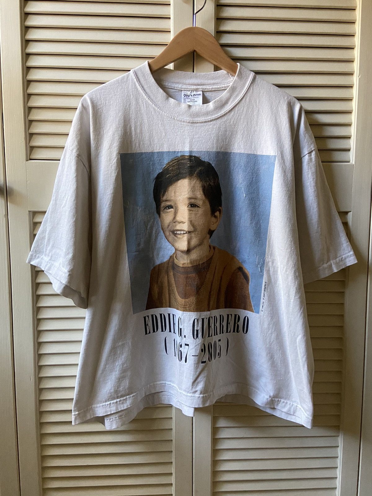 Vintage Vintage Eddie Guerrero Memorial WWE WWF Viva La Raza T-Shirt 