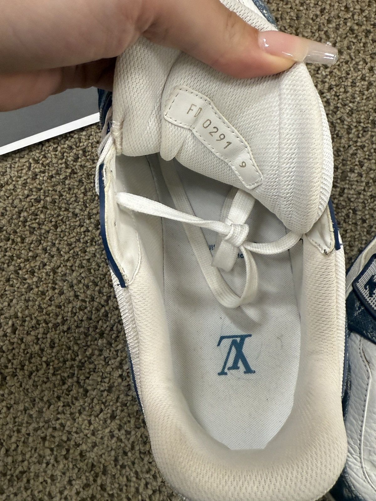 Louis Vuitton LOUIS VUITTON LV TRAINER MONOGRAM DENIM WHITE BLUE Size US 9 / EU 42 - 5 Thumbnail