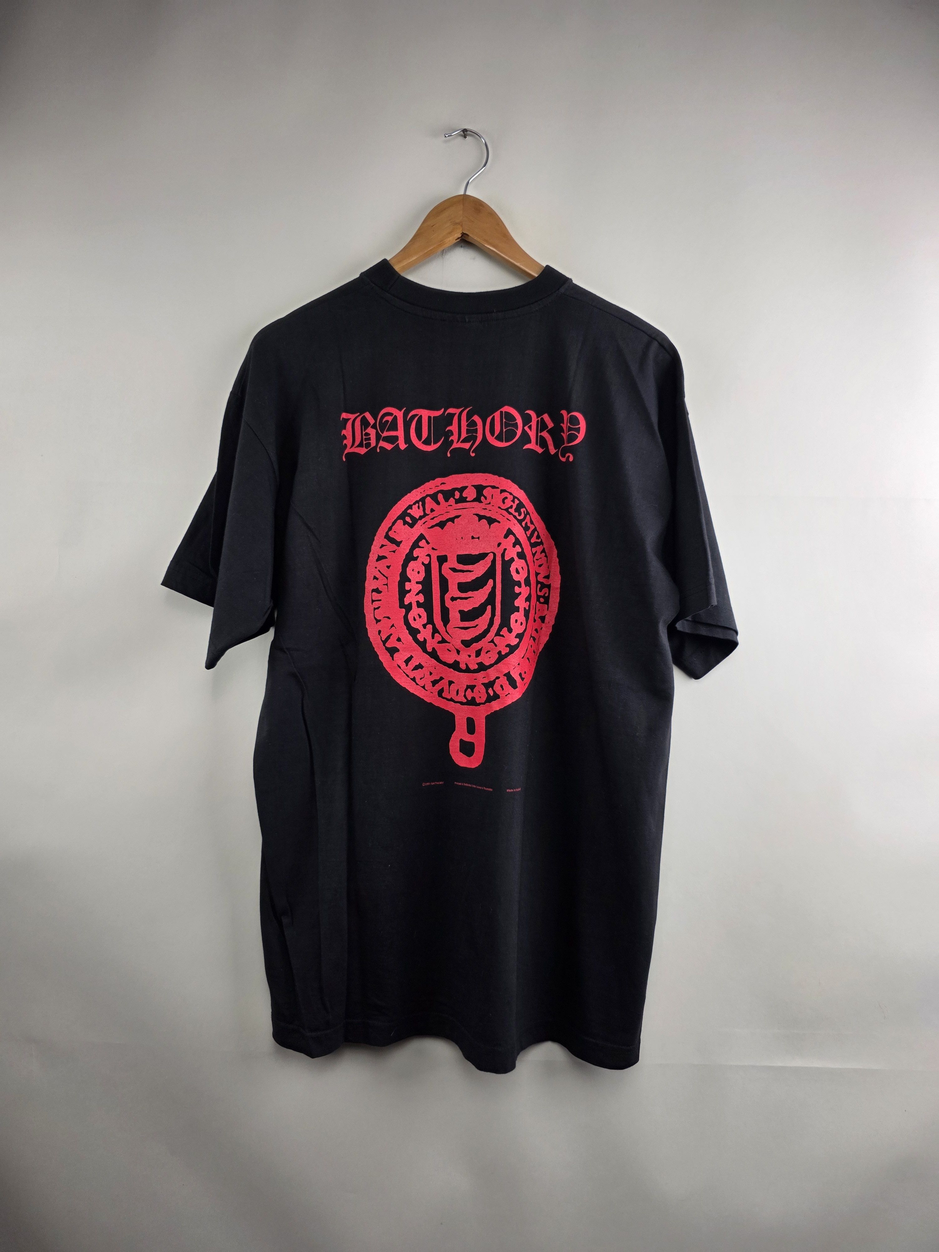 Band Tees 2001 Bathory Requiem 90s Vintage T shirt XL 23" 30.5" Size US XL / EU 56 / 4 - 6 Thumbnail