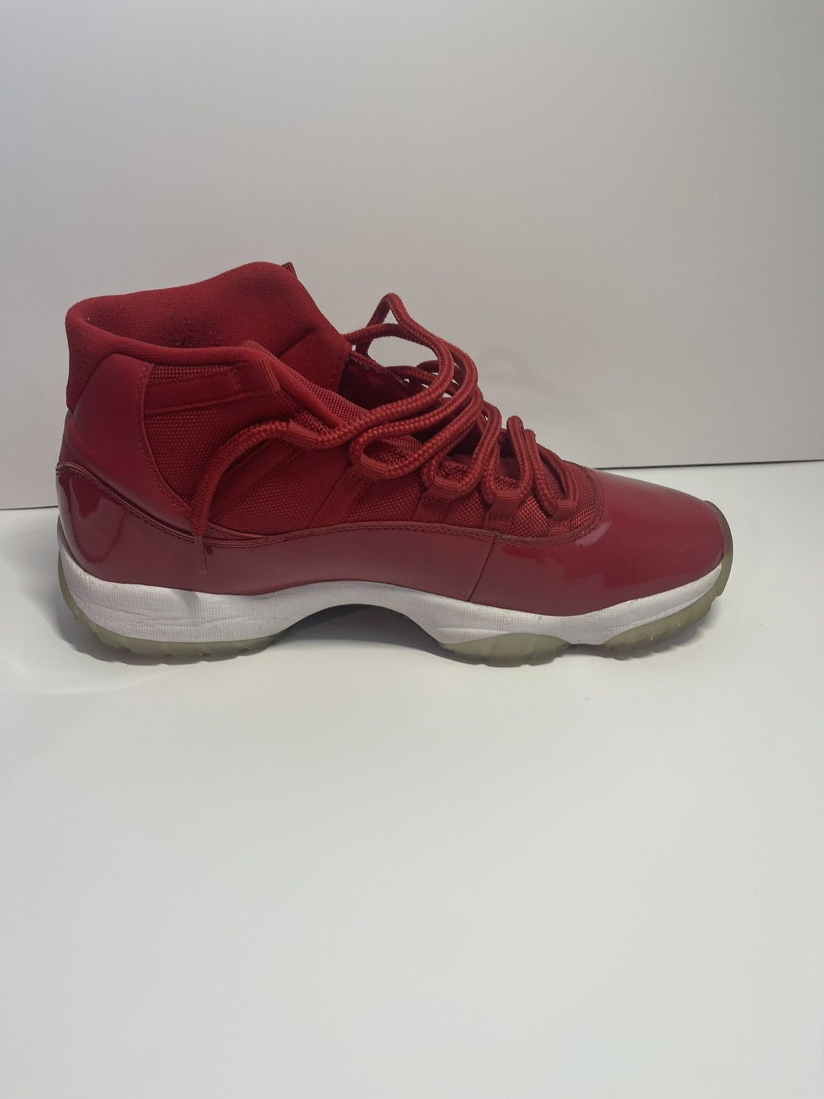 Nike Air Jordan 11 Retro 378037 623 Size 12 Men Red Size US 12 / EU 45 - 5 Thumbnail