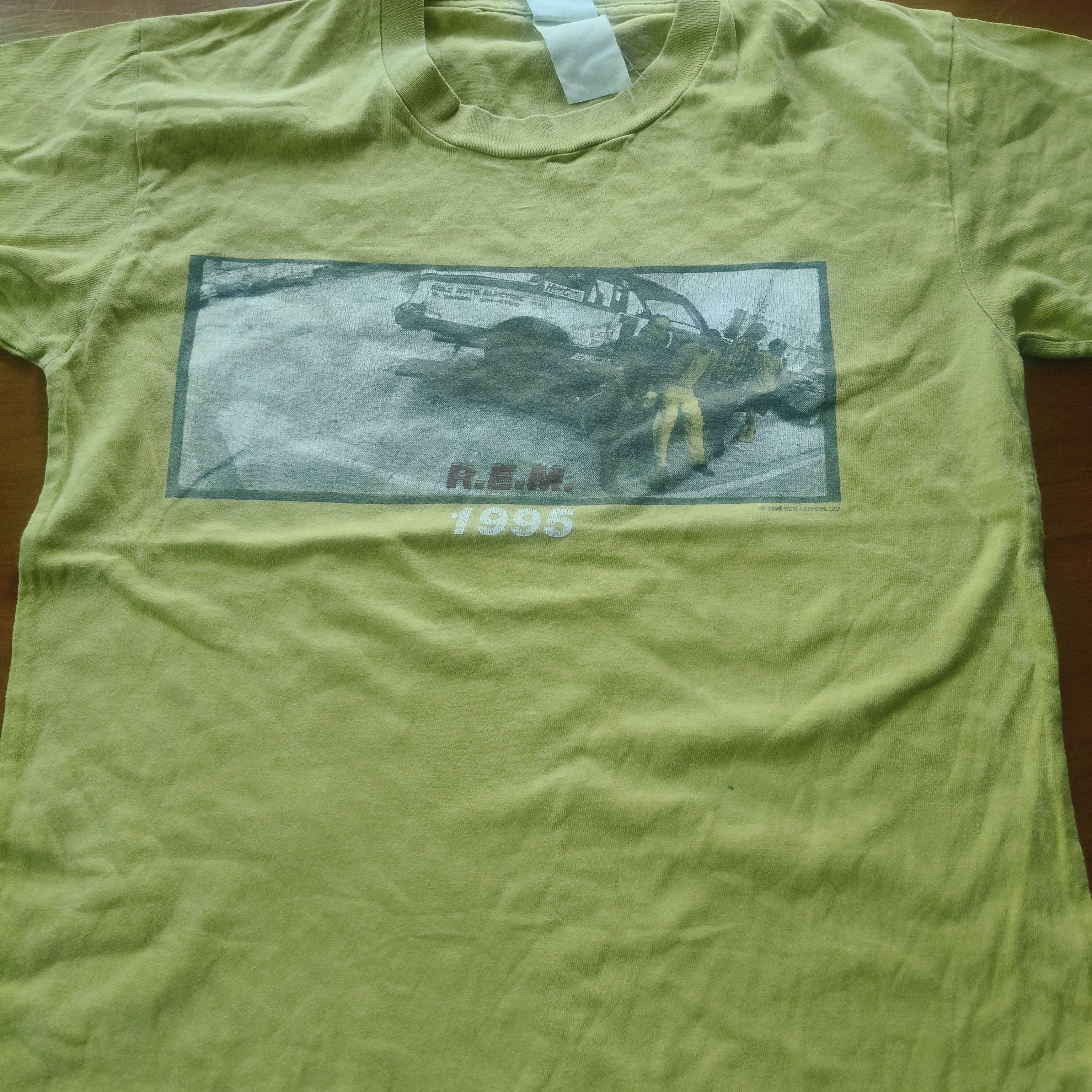 Band Tees Vintage R.E.M 1995 tour shirt Size US M / EU 48-50 / 2 - 3 Thumbnail