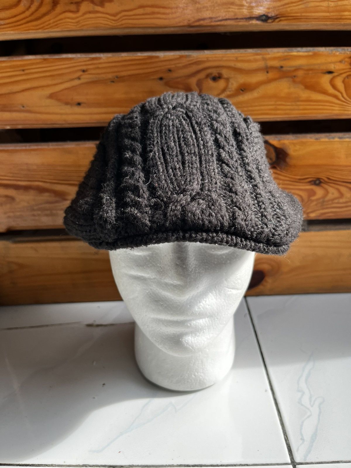 Japanese Brand × Vintage Knitted Crochet Winter Session Beretta Hats Size ONE SIZE - 1 Thumbnail