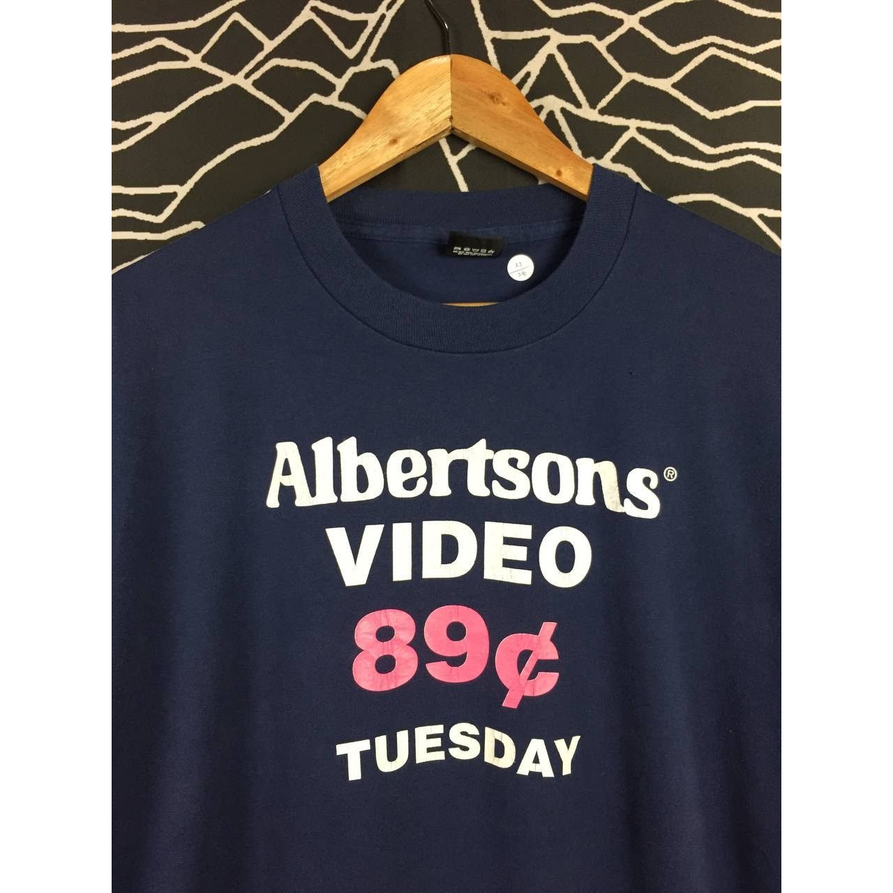 Vintage Vtg 90s Albertsons Video 89 Cents Video Tuesday Promo Tee Size US XL / EU 56 / 4 - 3 Thumbnail