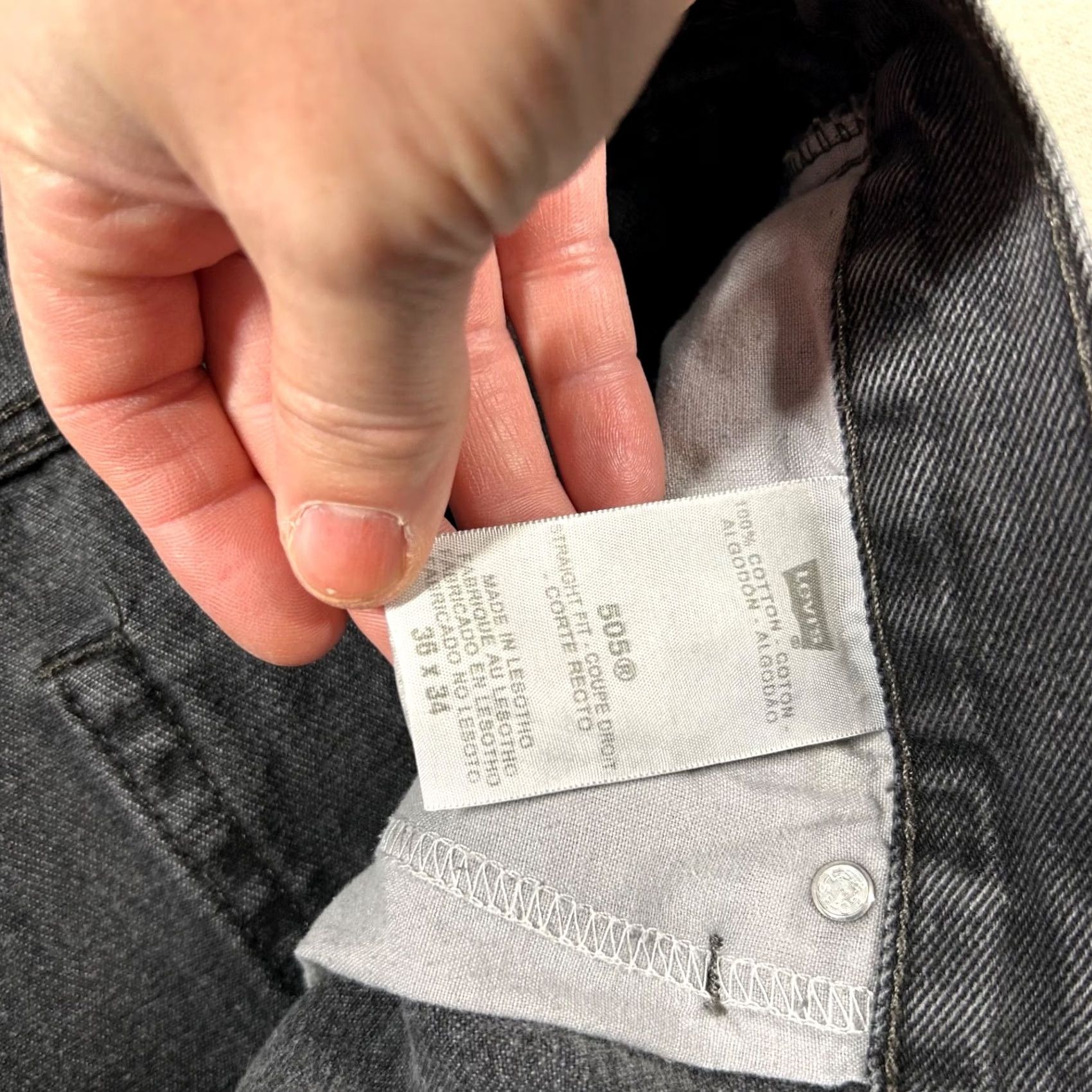 Levi's VINTAGE Levi's 505 Jeans Mens 36x34 Straight Charcoal Wash Black Denim 90s Size US 36 / EU 52 - 5 Thumbnail
