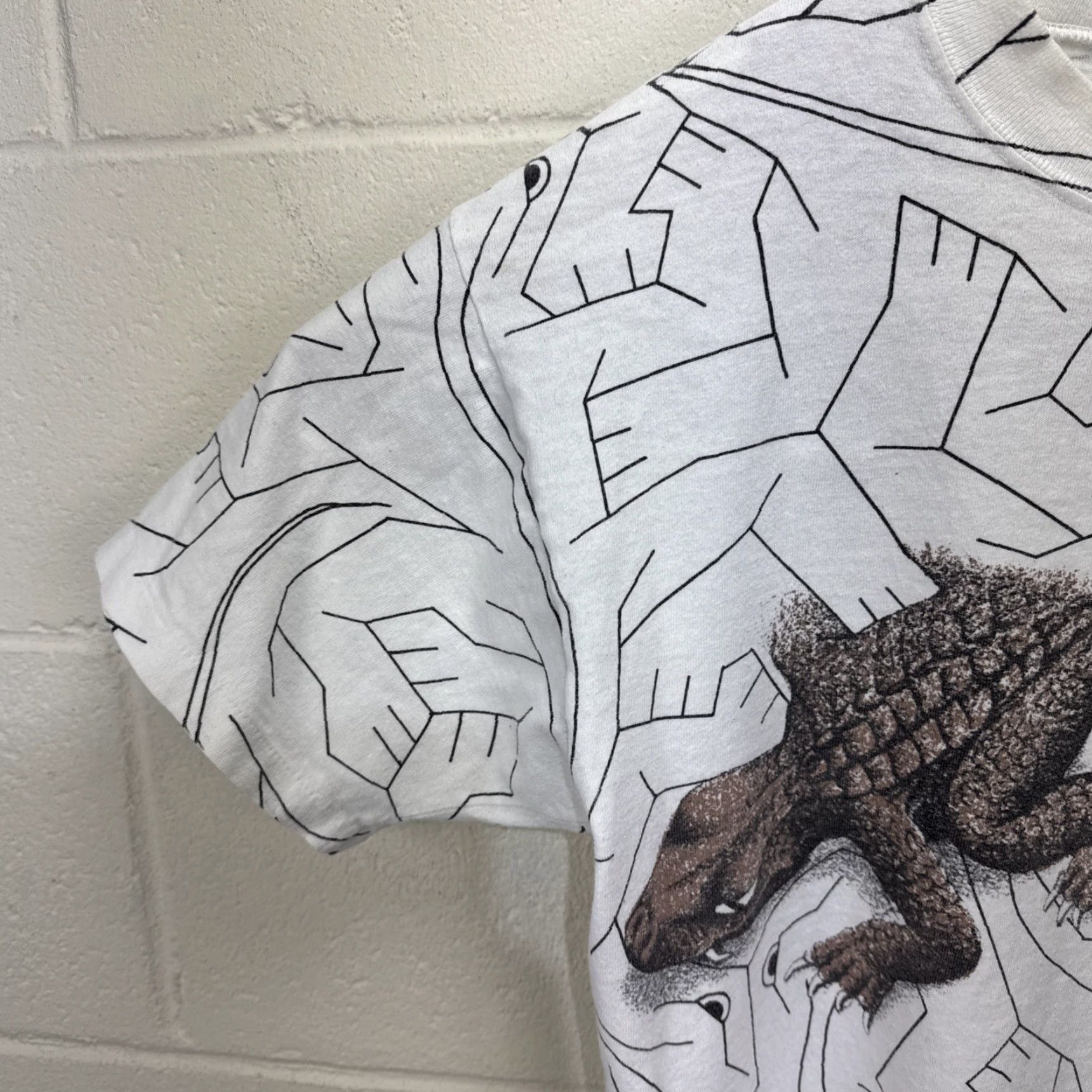 Gloverall VINTAGE MC Escher Reptile Pattern T-Shirt Men Medium Cotton 90s Art Nature All-Over Print Size US M / EU 48-50 / 2 - 5 Thumbnail