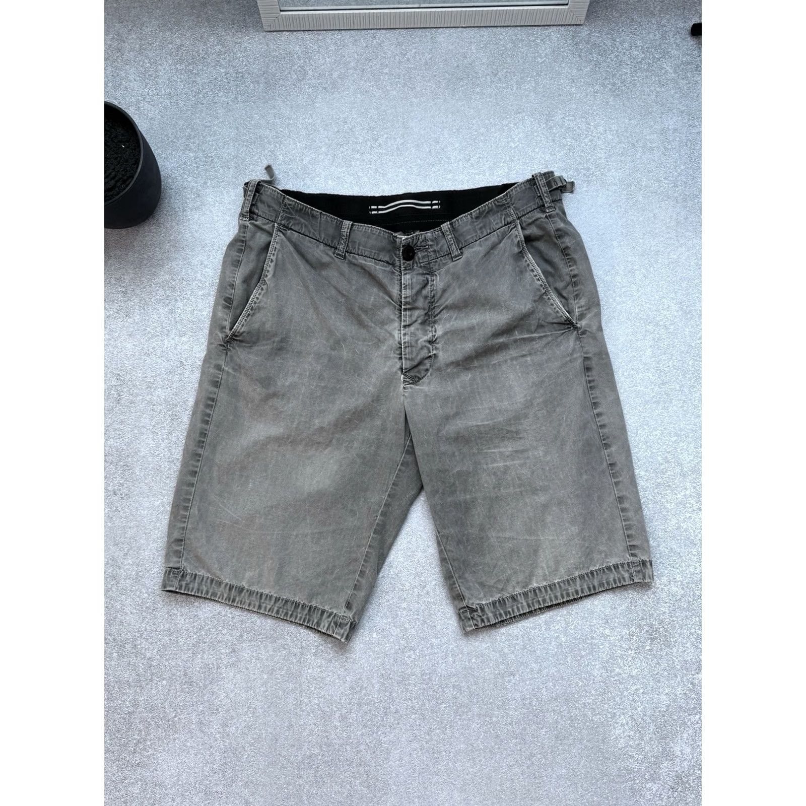 Stone Island VINTAGE Stone Island Chino Shorts Grey Garment Dyed Men’s Casual W33 Size US 33 - 2 Thumbnail