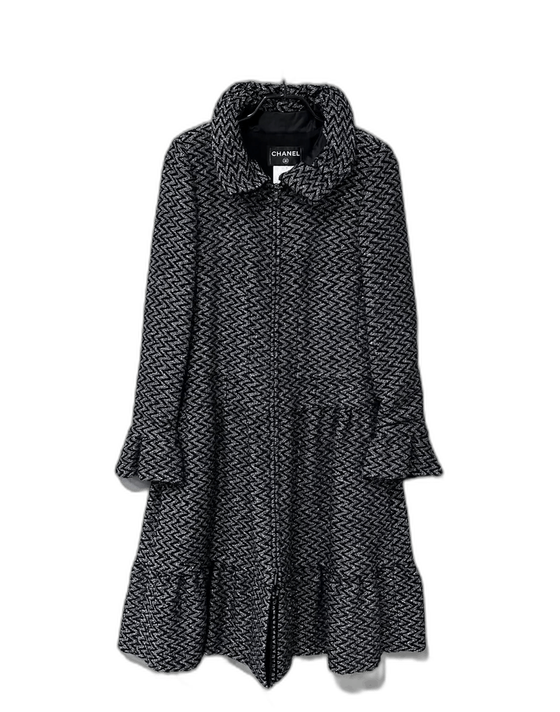 Chanel Chanel Handcrafted Coat with Silver Thread Size XS / US 0-2 / IT 36-38 - 1 Thumbnail