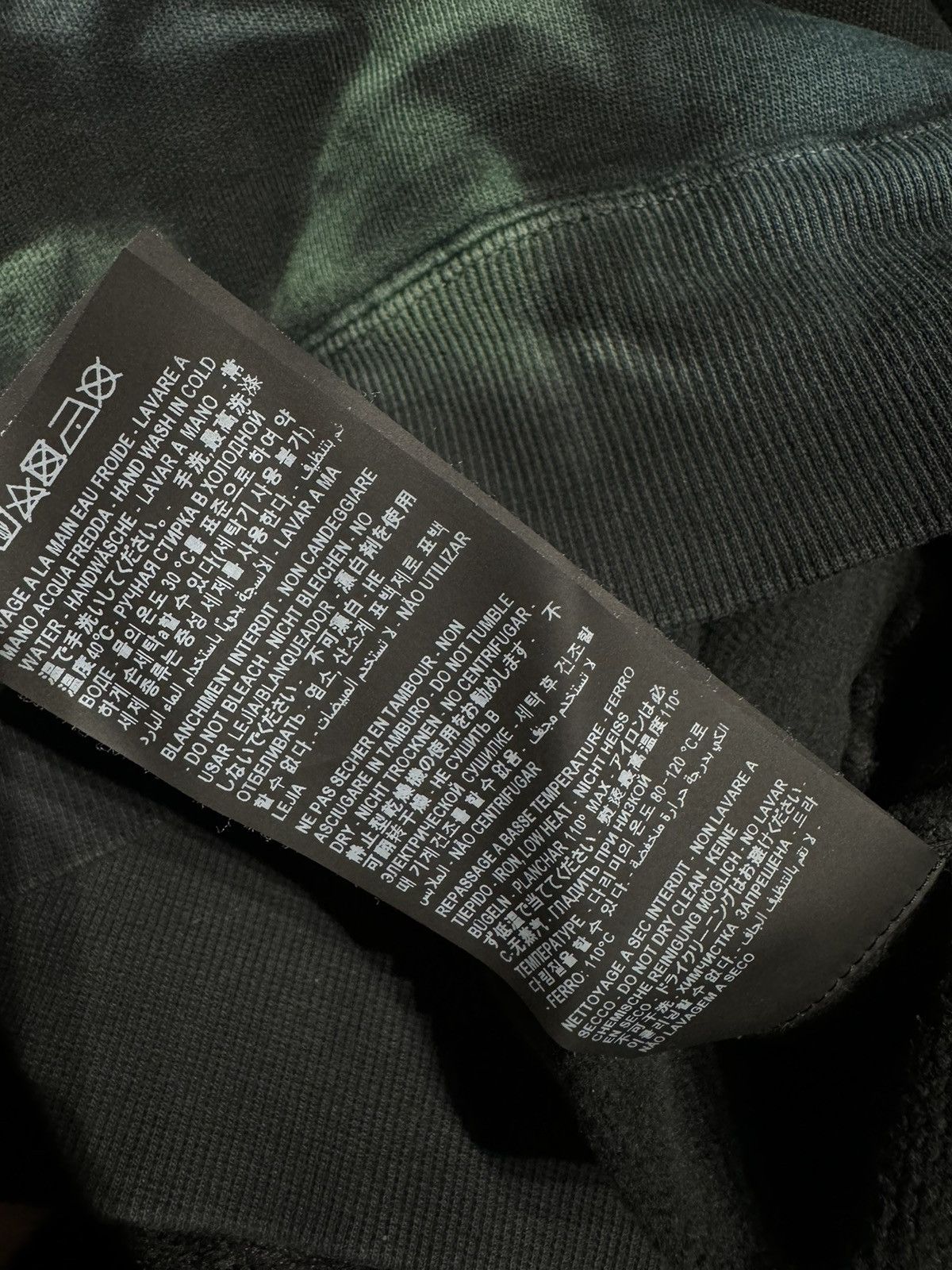 Saint Laurent Paris FW20 $736 GREEN BLUE LOGO SMOKE FOG SWEATER BLACK Size US XXL / EU 58 / 5 - 10 Thumbnail