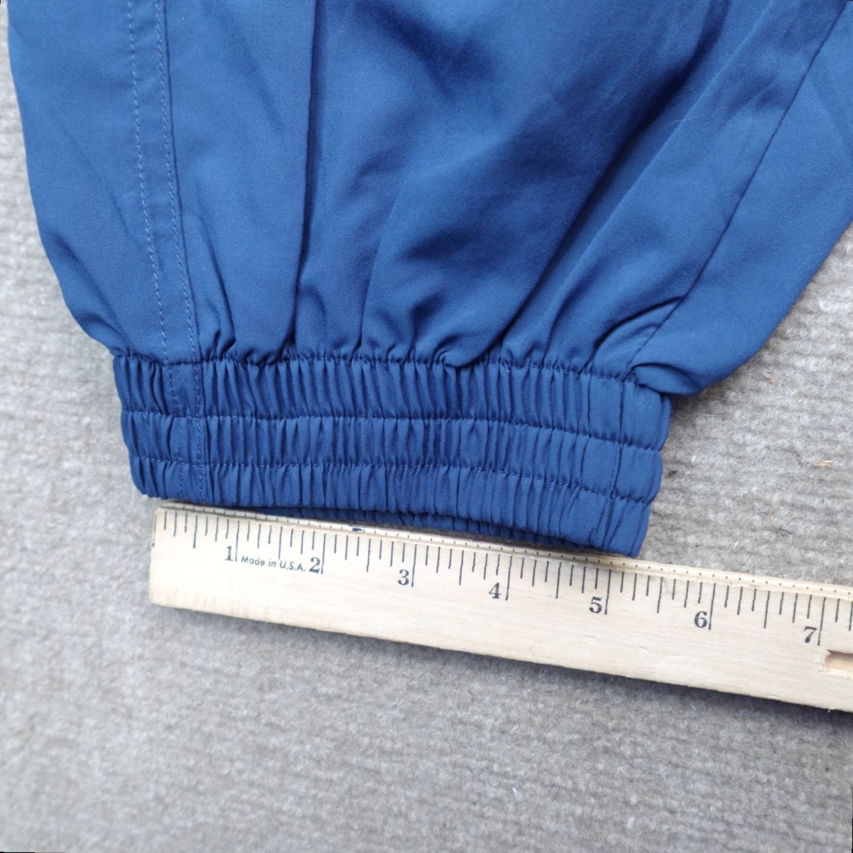 Adidas VINTAGE adidas Pants Large Blue Jogger Lined Zip Cuffs 1999 Mens Pants Regular Size L Blue Jogger Vintage adidas Size US 33 - 4 Thumbnail
