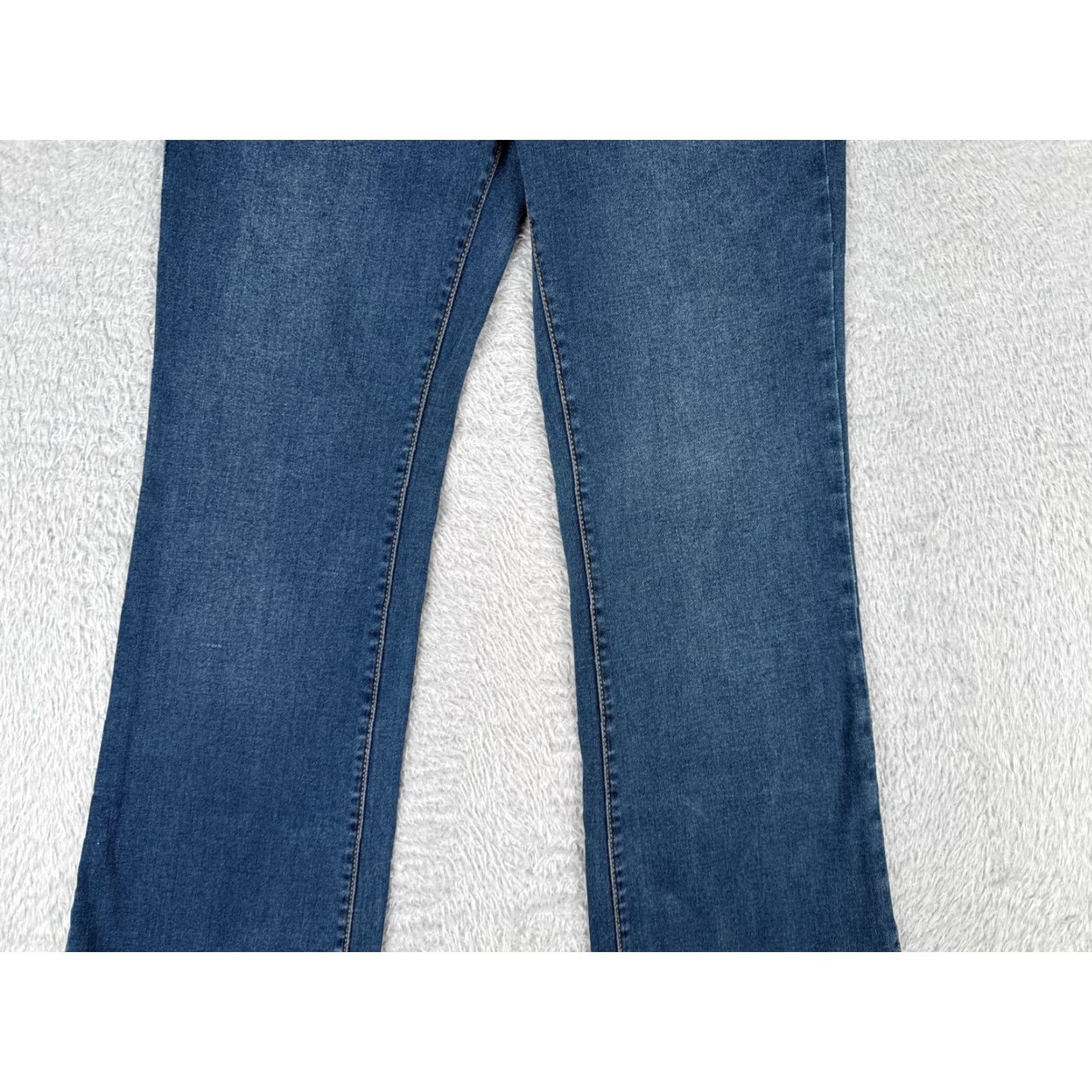Vintage VINTAGE Time And Tru Women's Jeans Bootcut 12 Blue Denim Slit Stretch Cotton 30" Inseam Girls Size 34" / US 12 / IT 48 - 3 Thumbnail