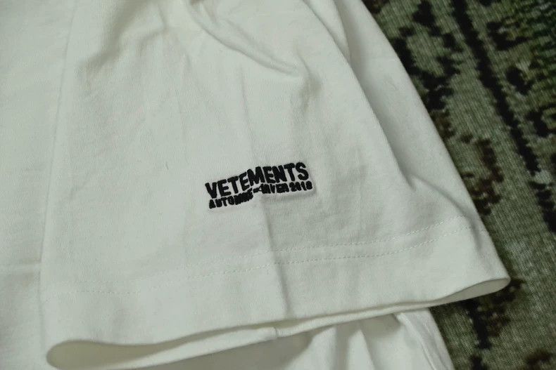 Vetements Vetements Vetteman menu short sleeve Size US M / EU 48-50 / 2 - 5 Thumbnail