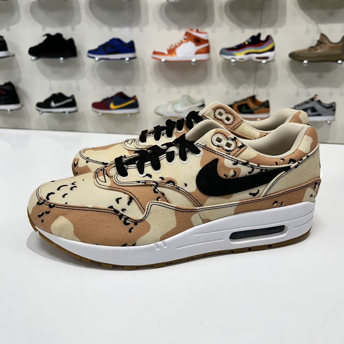 Nike Nike Air Max 1 Desert Camo Size US 9 / EU 42 - 2 Thumbnail