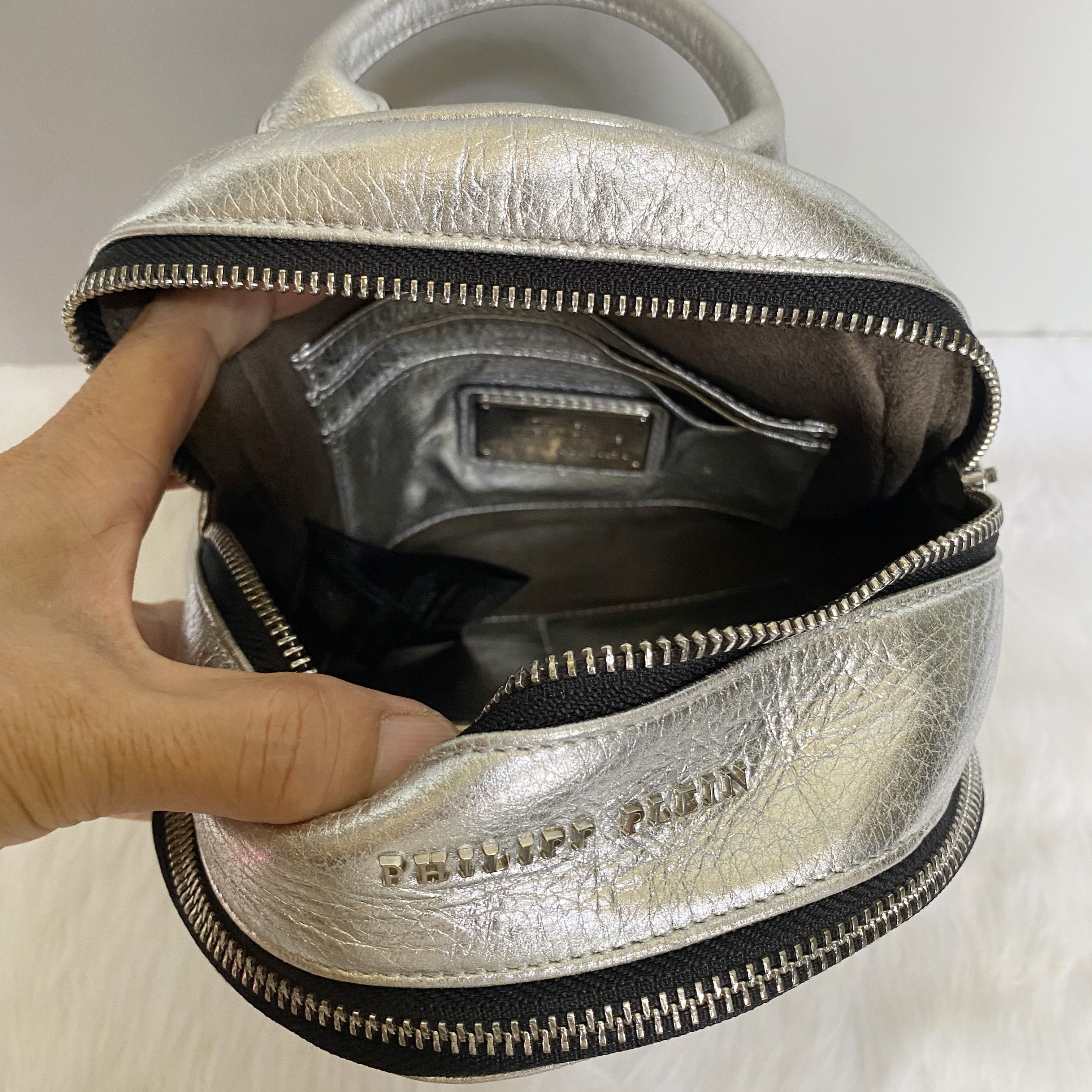 Philipp Plein Mini Cornelia Silver Crystal Studded Skull Leather Backpack Size ONE SIZE - 12 Thumbnail
