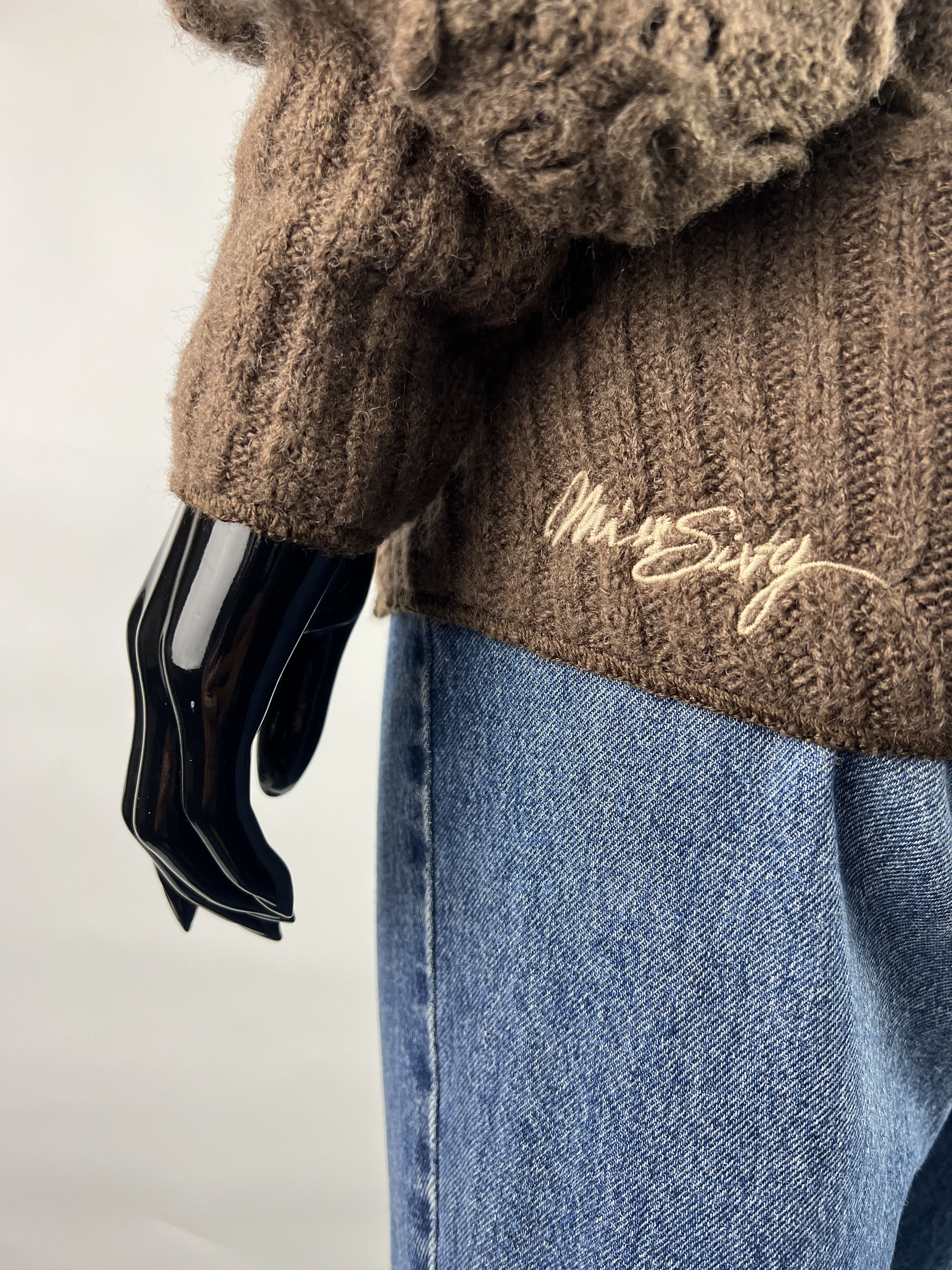 Miss Sixty × Vintage Vintage Miss Sixty Pullover Deep Neckline Wool Knit Size XS Size XS / US 0-2 / IT 36-38 - 4 Thumbnail