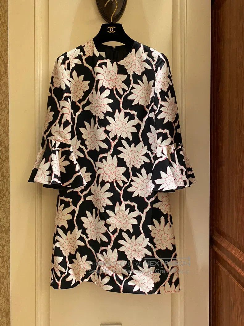 Valentino Valentino Floral dress Size S / US 4 / IT 40 - 1 Thumbnail