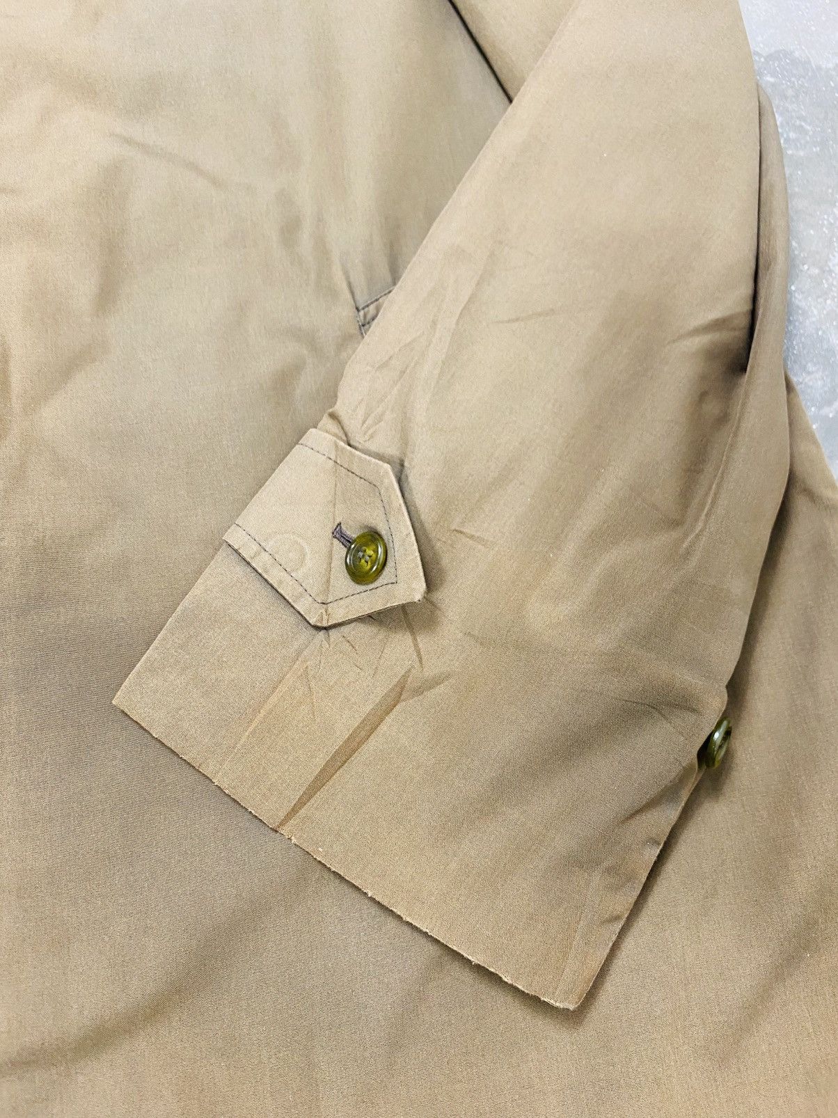 Burberry Vintage Burberry Hidden Buttons Trench Coat Size US L / EU 52-54 / 3 - 8 Thumbnail