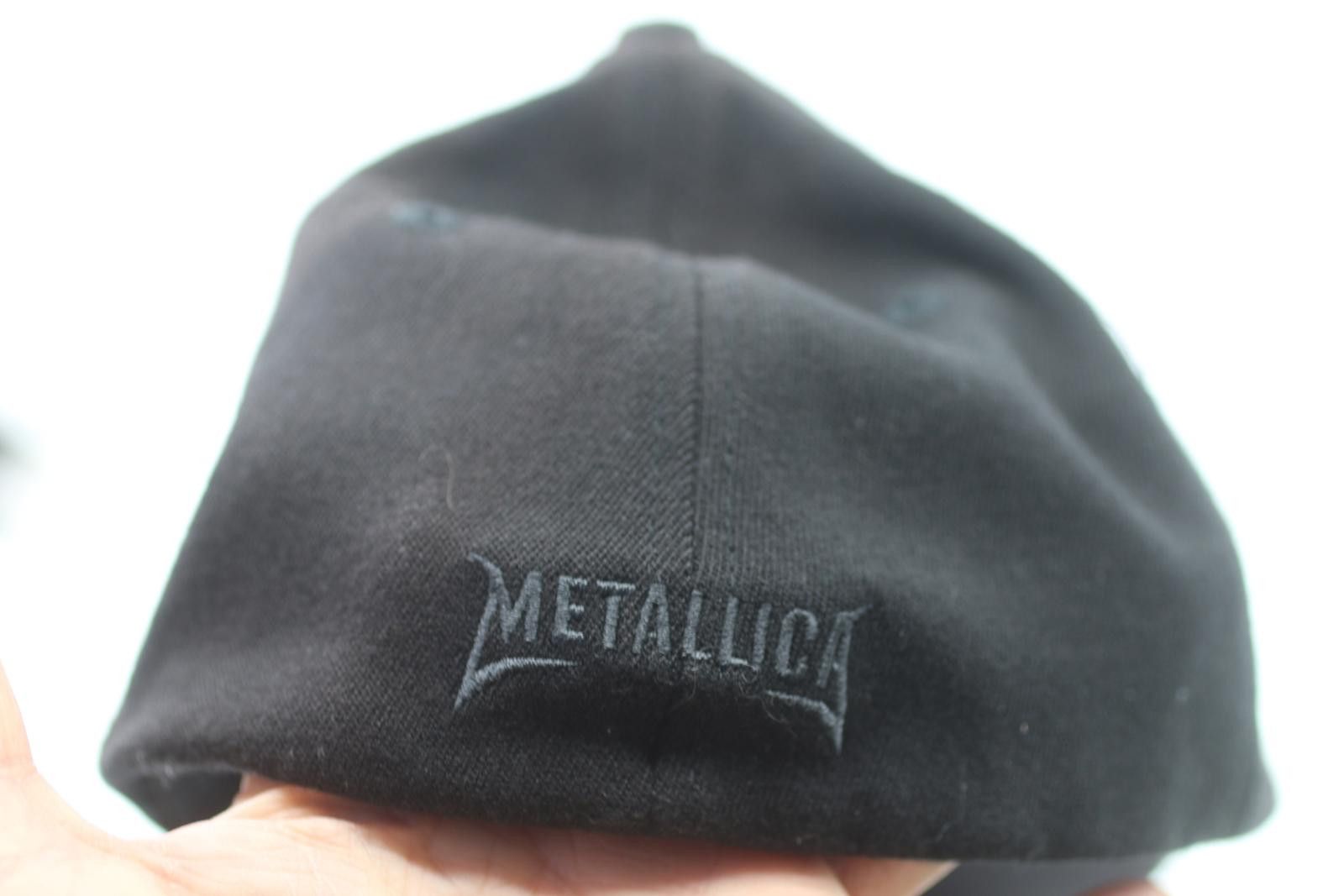 Metallica Metallica Official Bio-Domes Fitted Cap w/ Metal Logo Badge Size ONE SIZE - 11 Thumbnail
