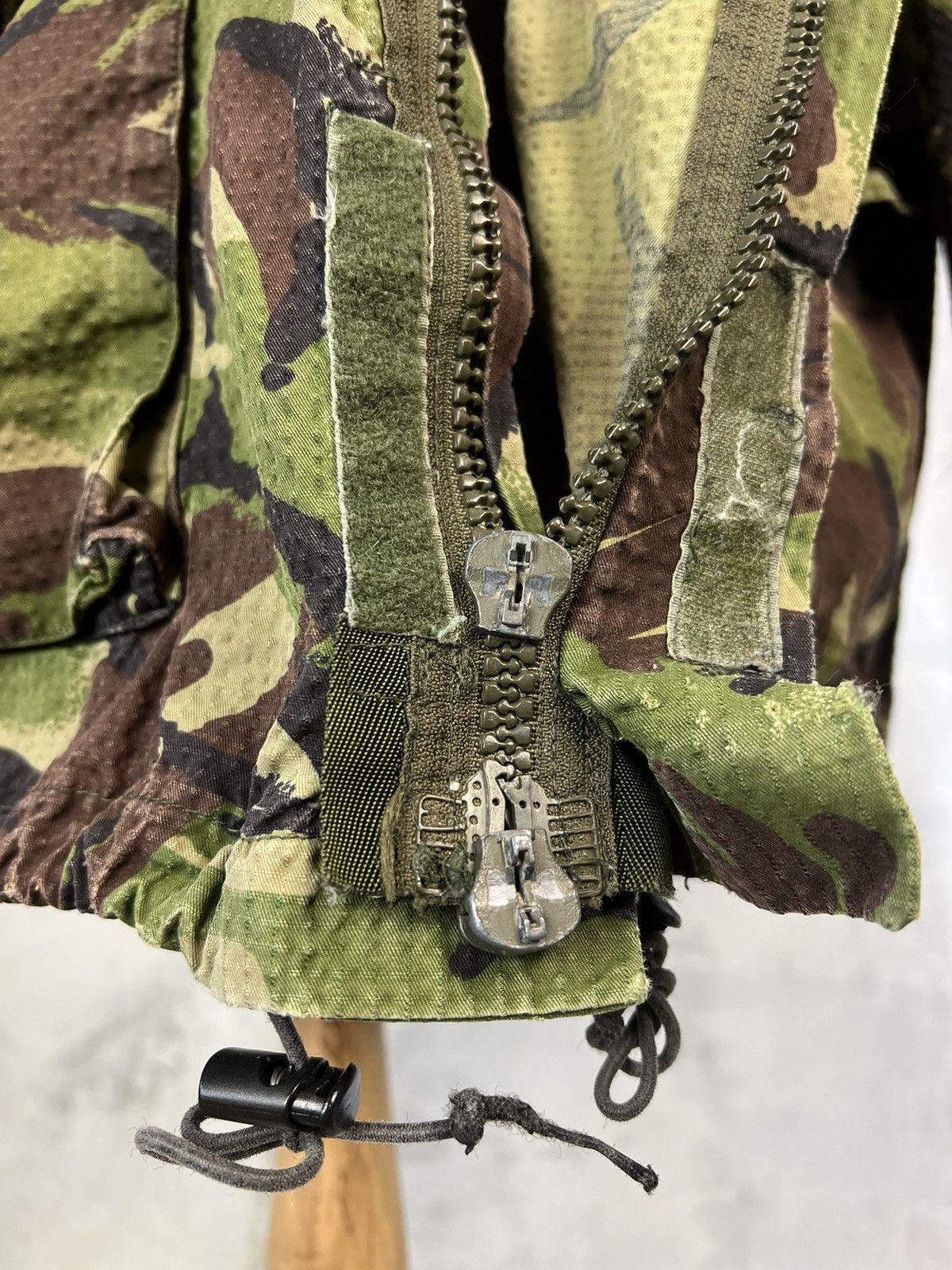Vintage Vintage British Military Camo Jacket Size 120/112 L - XL Size US XL / EU 56 / 4 - 8 Thumbnail