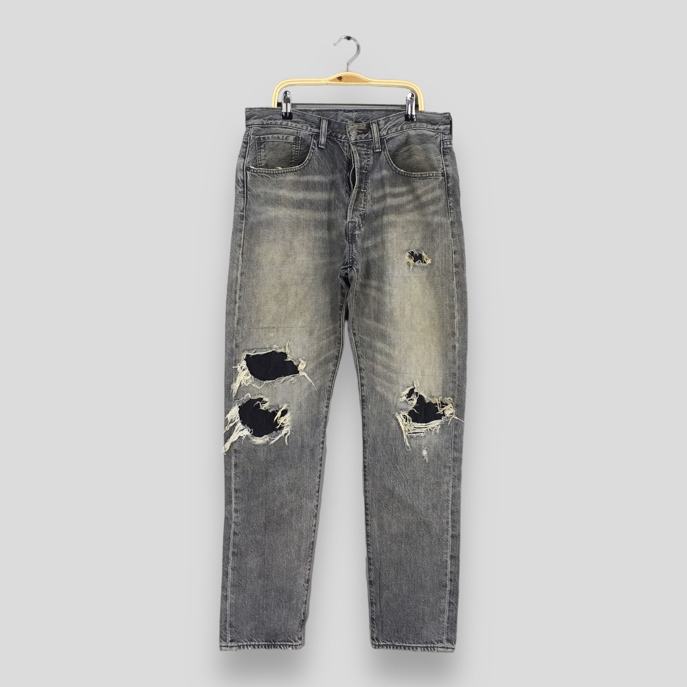 Levi's Size 30x30 Vintage Y2K Levi's 501 Faded Black Jeans S702 Size US 30 / EU 46 - 1 Thumbnail