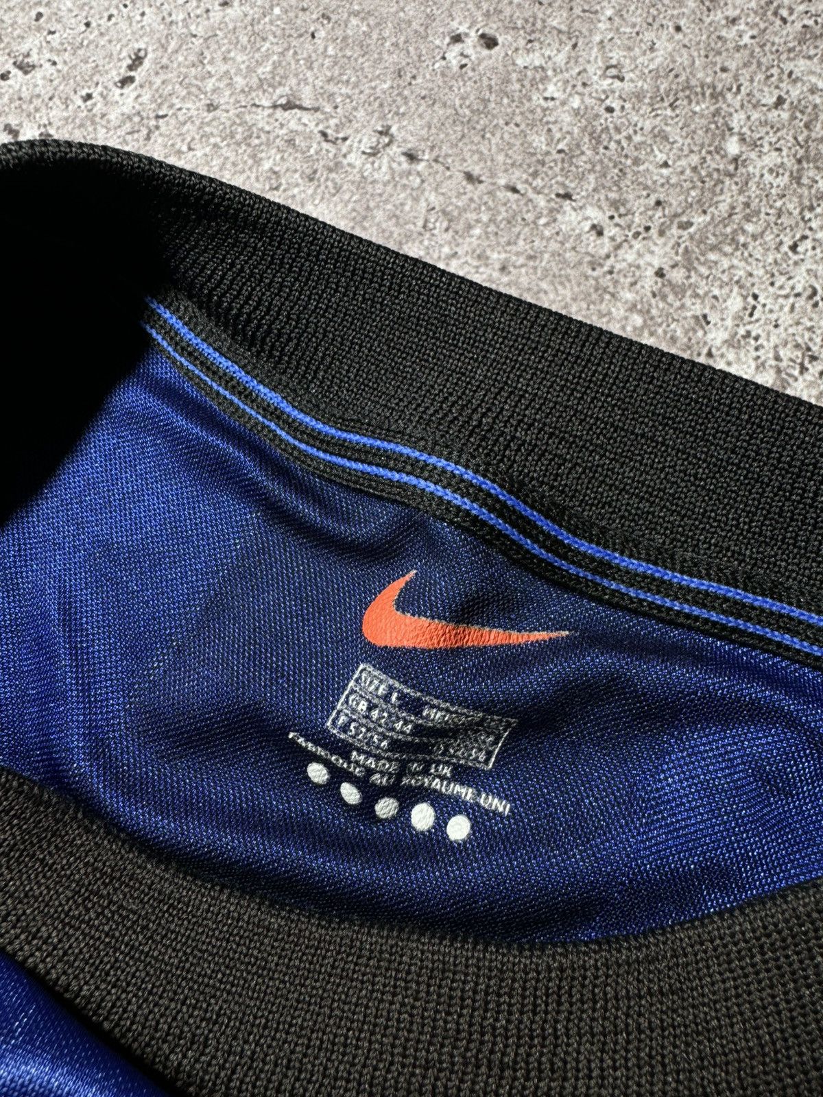 Nike × Vintage Inter Milan 1998/99 Home Football Retro Shirt Soccer Jersey Size US L / EU 52-54 / 3 - 12 Thumbnail