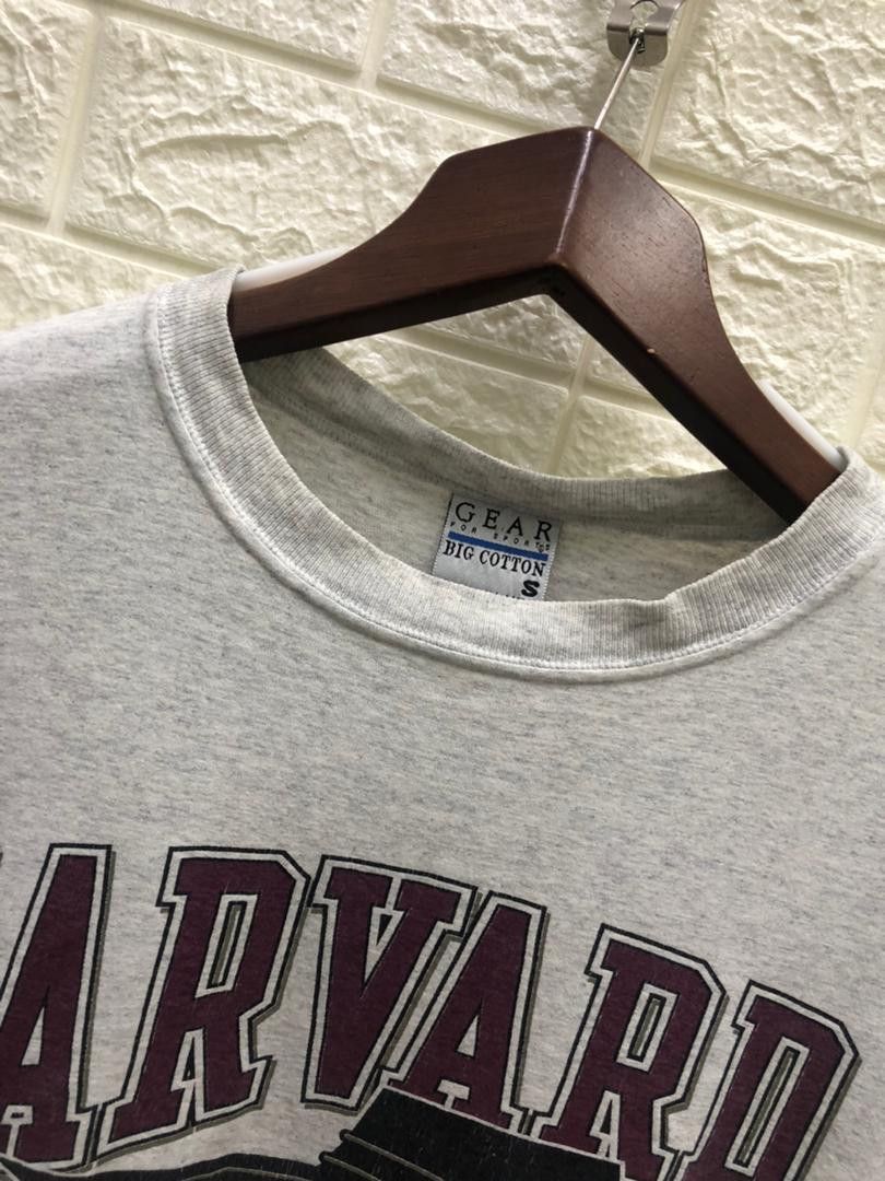 Vintage vintage GEAR BIG FOR SPORT HARVARD UNIVERSITY T-SHIRT Size US S / EU 44-46 / 1 - 2 Thumbnail