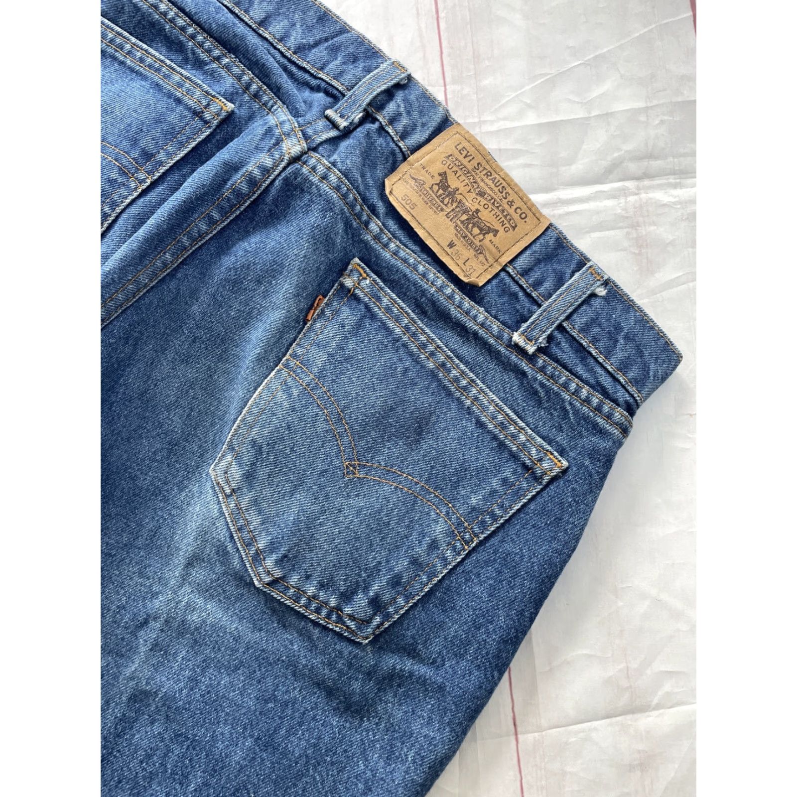 Levi's VINTAGE Levi's 505 Orange Tab Denim Blue Jeans 36x31 Men USA Distressed Size US 36 / EU 52 - 3 Thumbnail