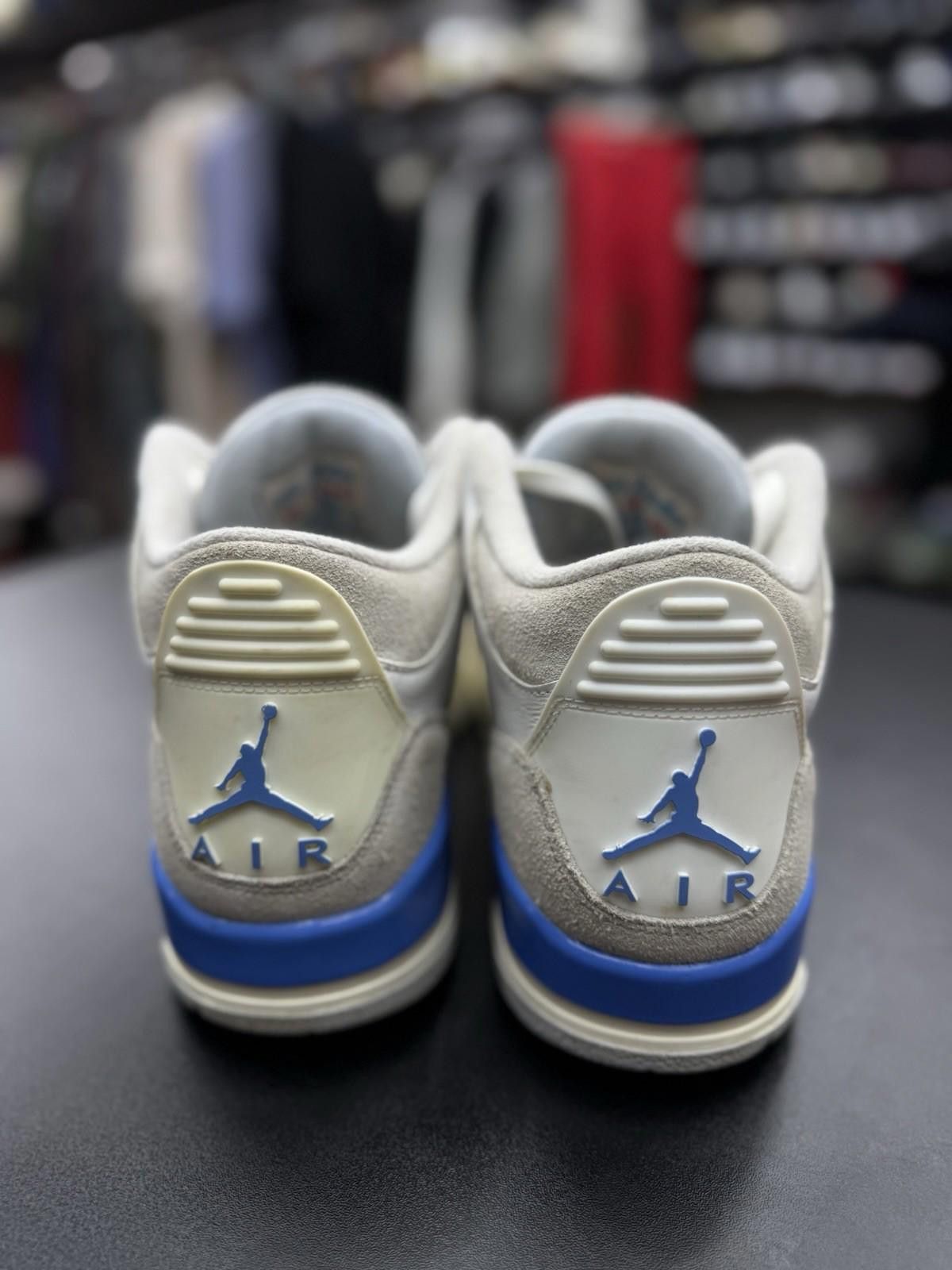 Jordan Brand Nike Air Jordan 3 Retro Men’s Lucky Shorts (11) CT8532 101 Size US 11 / EU 44 - 11 Thumbnail