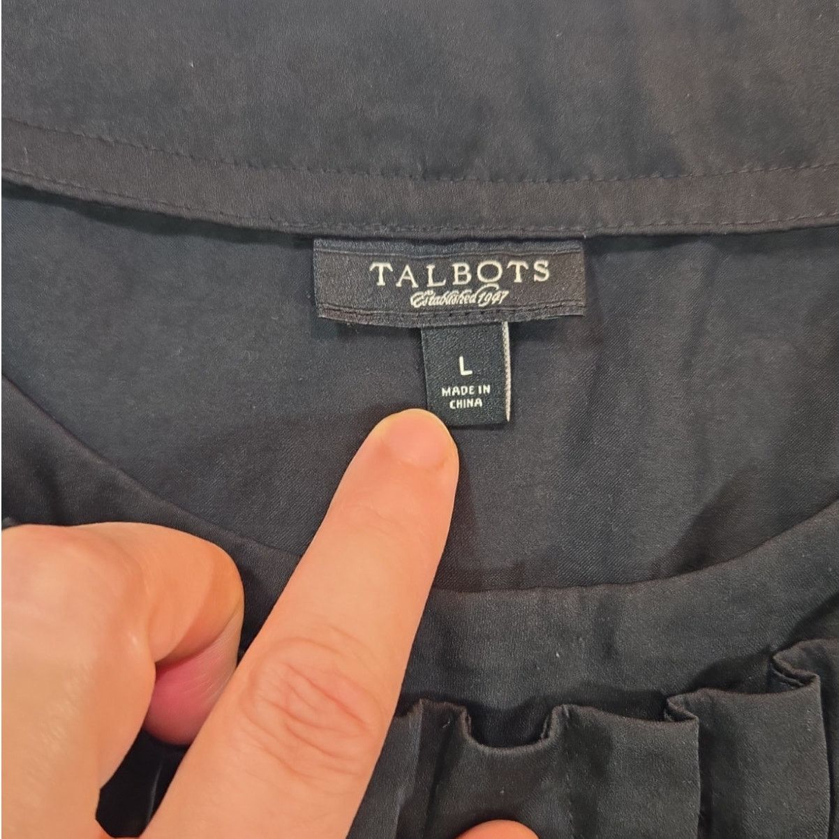 Other Talbots | Black, Pleated Front Tank Top | Size Large Size L / US 10 / IT 46 - 2 Thumbnail