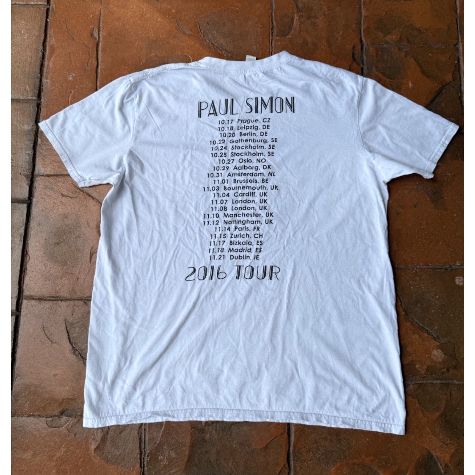 Anvil VINTAGE Paul Simon 2016 Europe Tour Concert T-Shirt Large Double Sided Unisex Adults Cotton Blend White Crew Neck Short Sleeve Logo Size US L / EU 52-54 / 3 - 3 Thumbnail