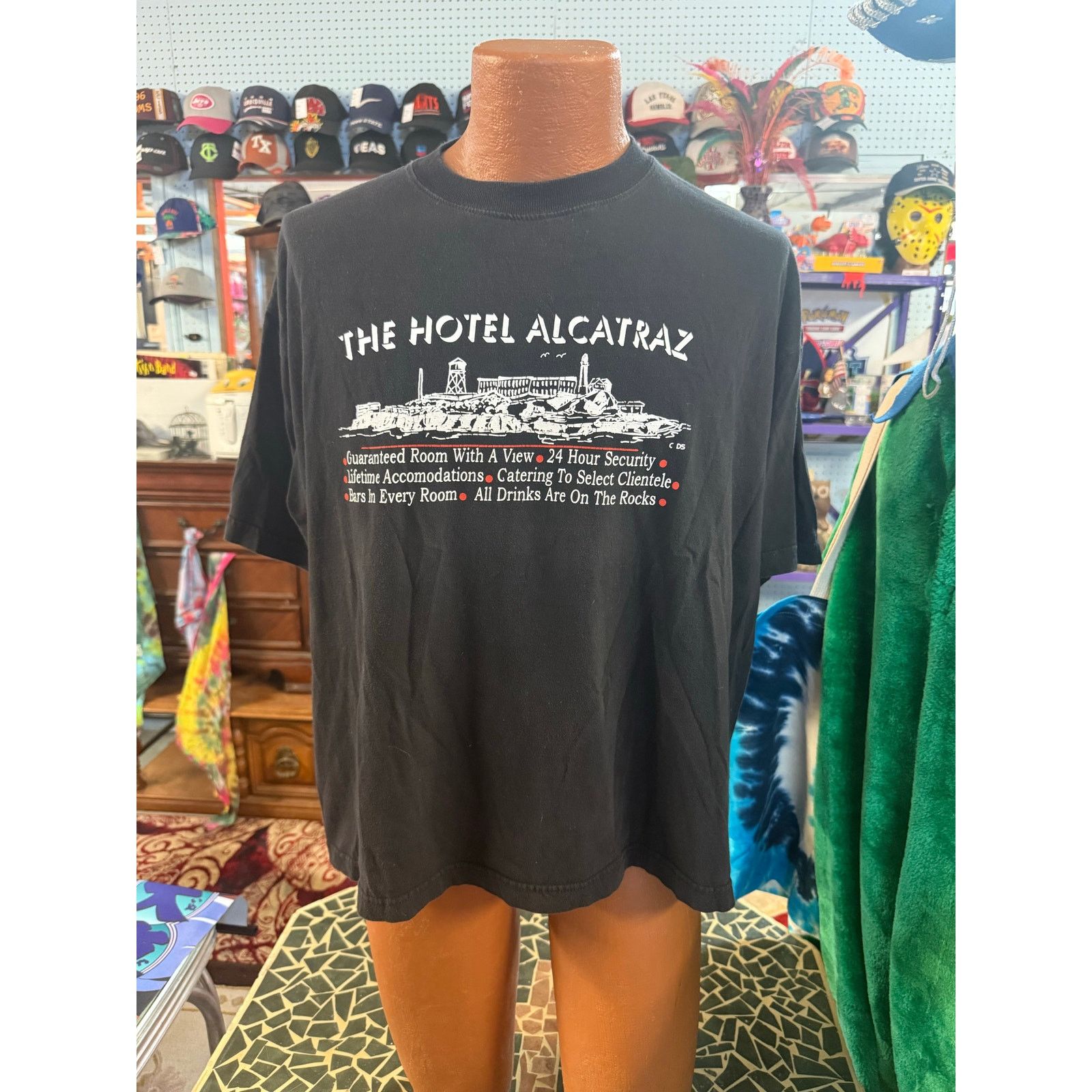 Other True Vintage Hotel Alcatraz tour shirt Size US XL / EU 56 / 4 - 1 Thumbnail
