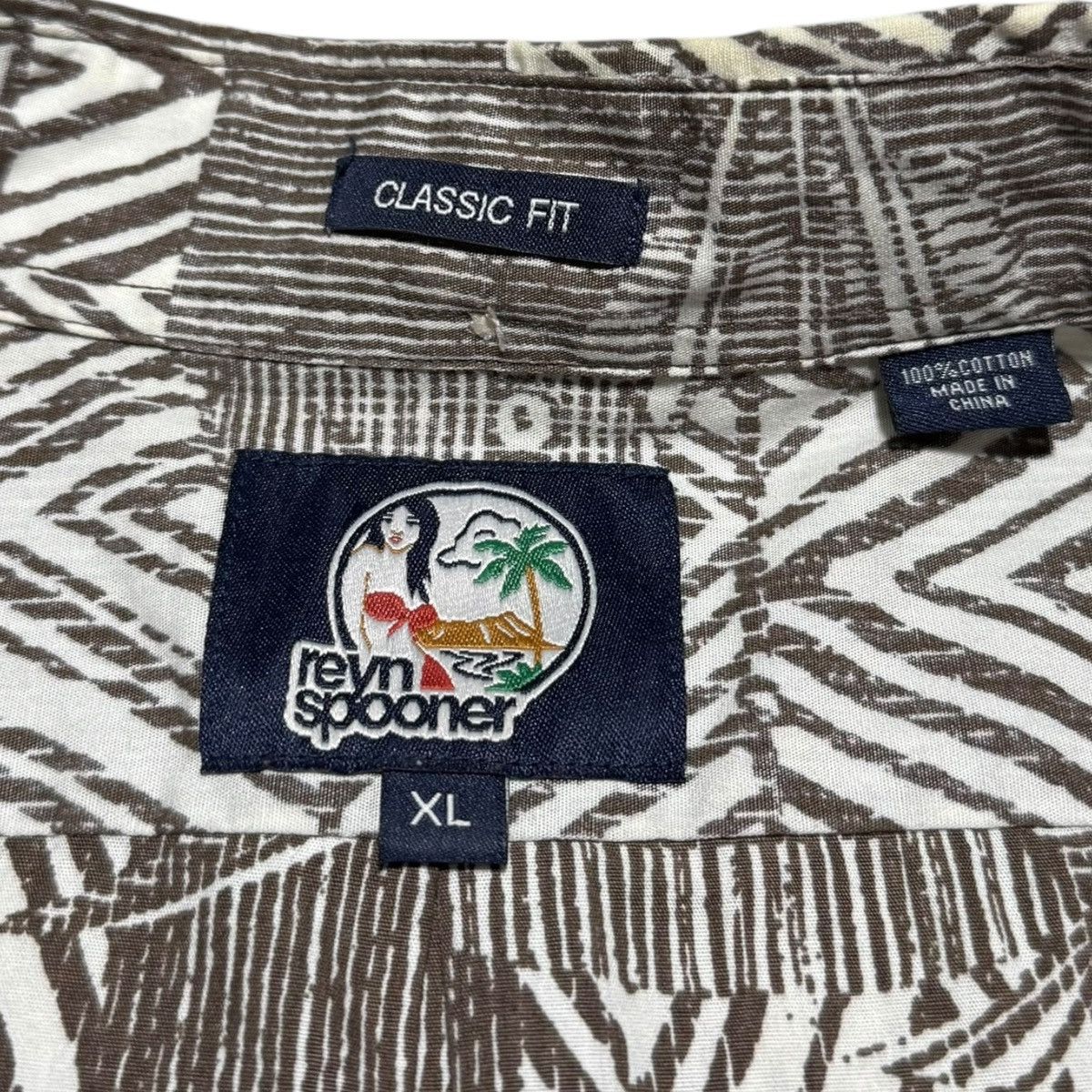 Reyn Spooner Reyn Spooner Fish Casual Button Down Hawaiian Shirt XL Size US XL / EU 56 / 4 - 4 Thumbnail
