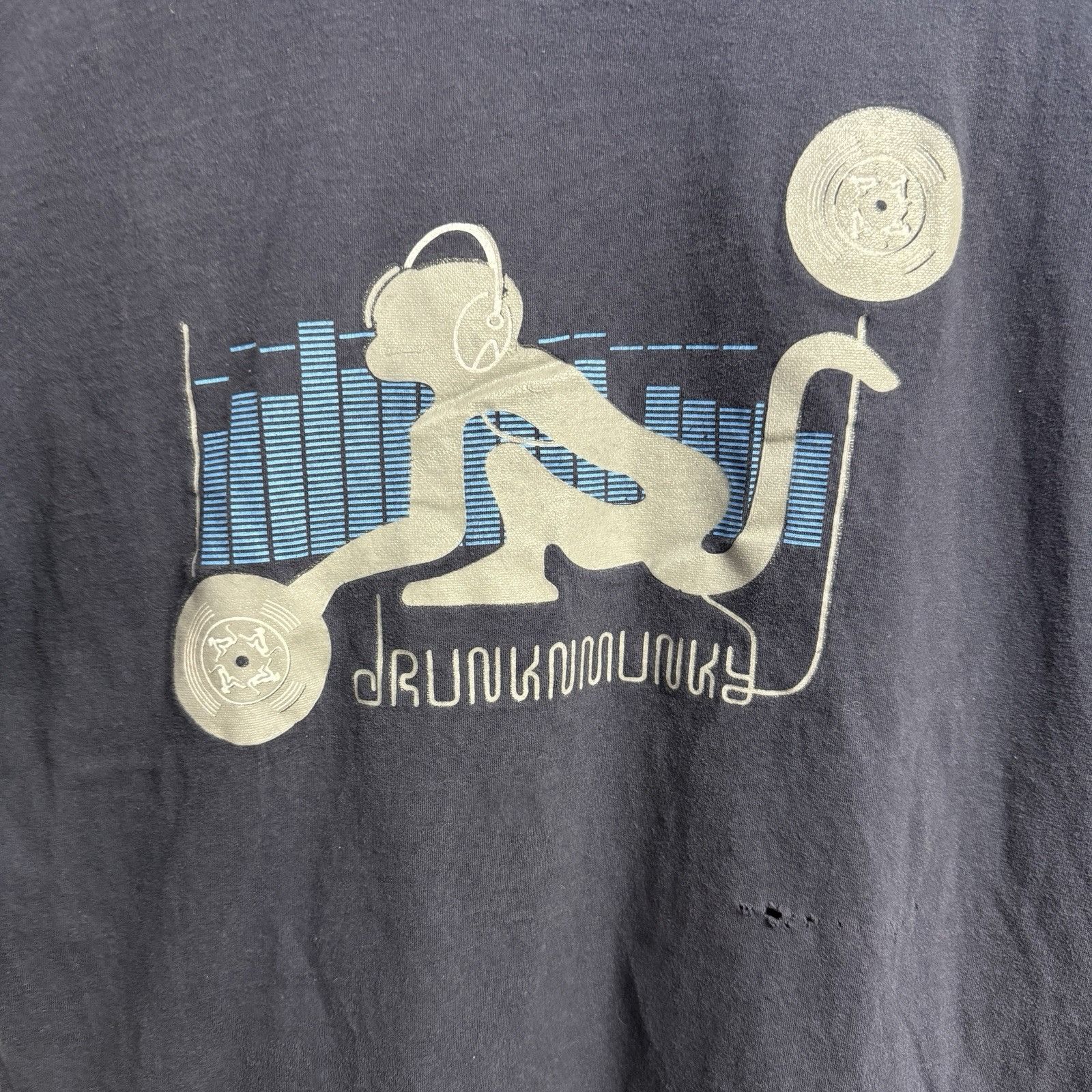 Vintage Drunknmunky T Shirt Mens XL 22x28 Blue Y2K Rap Hip Hop Skate Size US XL / EU 56 / 4 - 4 Thumbnail