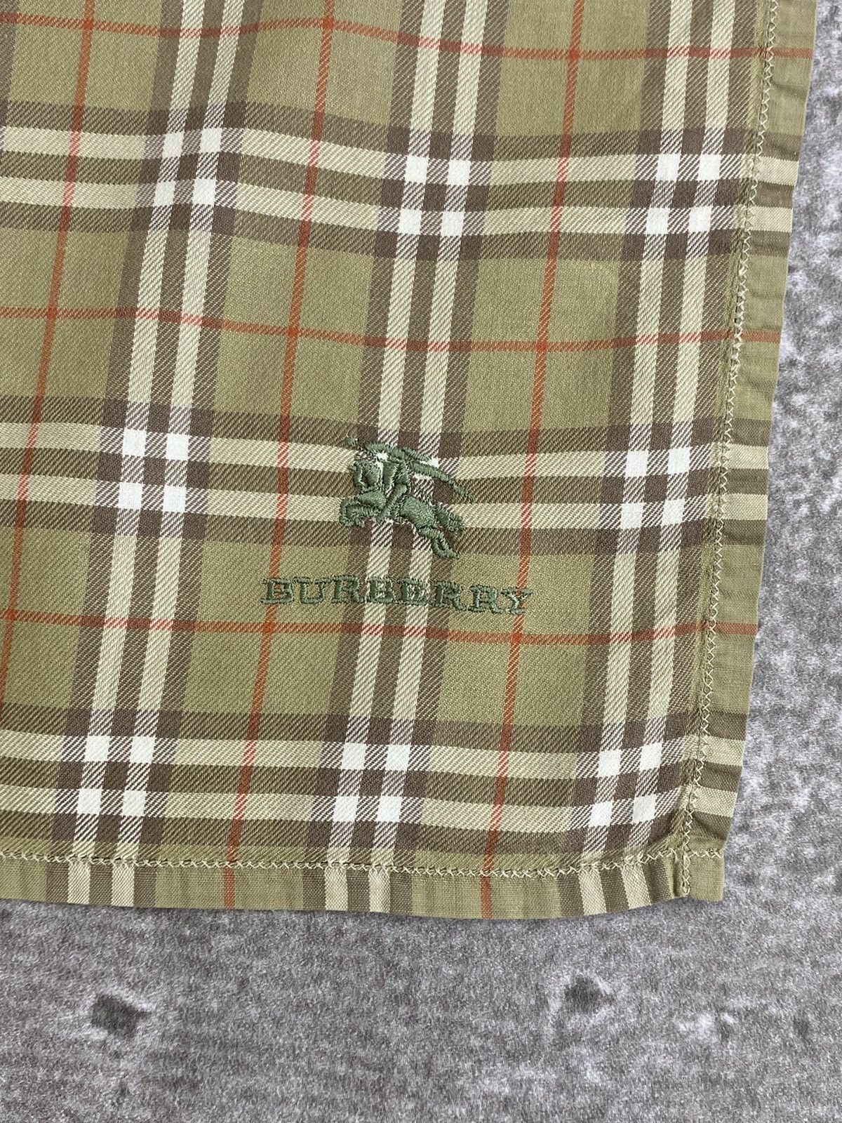 Burberry Burberry Handkerchief / Bandana / Neckerchief Size ONE SIZE - 3 Thumbnail