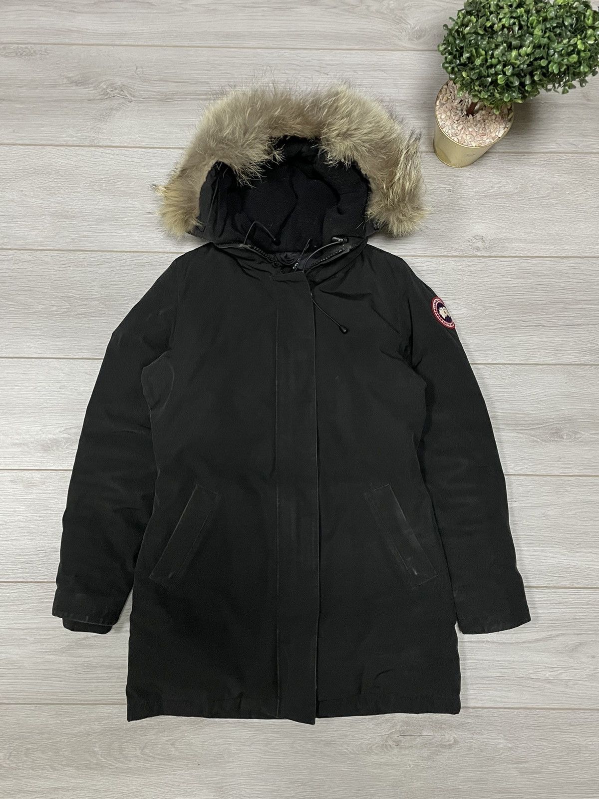 Canada Goose Canada Goose Victoria down fur parka puffer jacket Size M / US 6-8 / IT 42-44 - 1 Thumbnail