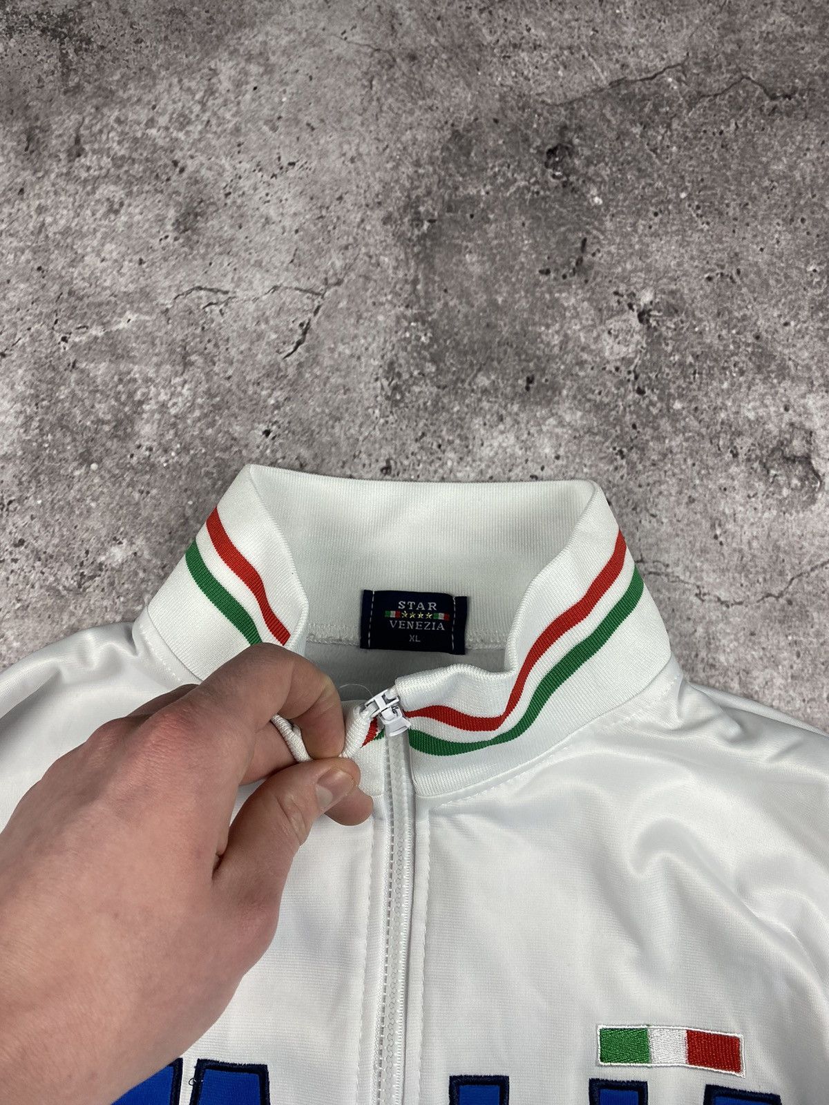 Vintage Vintage RARE Italia Big Logo Zip Track Jacket Y2K Size US XL / EU 56 / 4 - 6 Thumbnail