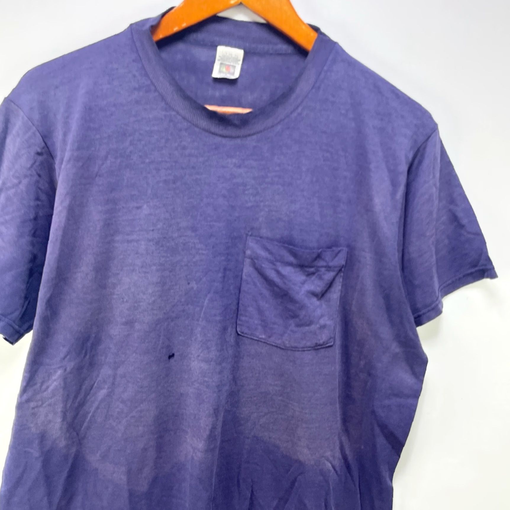 Fruit Of The Loom VINTAGE 90s Sun faded Fruit of the Loom T Shirt L Navy Blue Mens Shirt Size US L / EU 52-54 / 3 - 2 Thumbnail