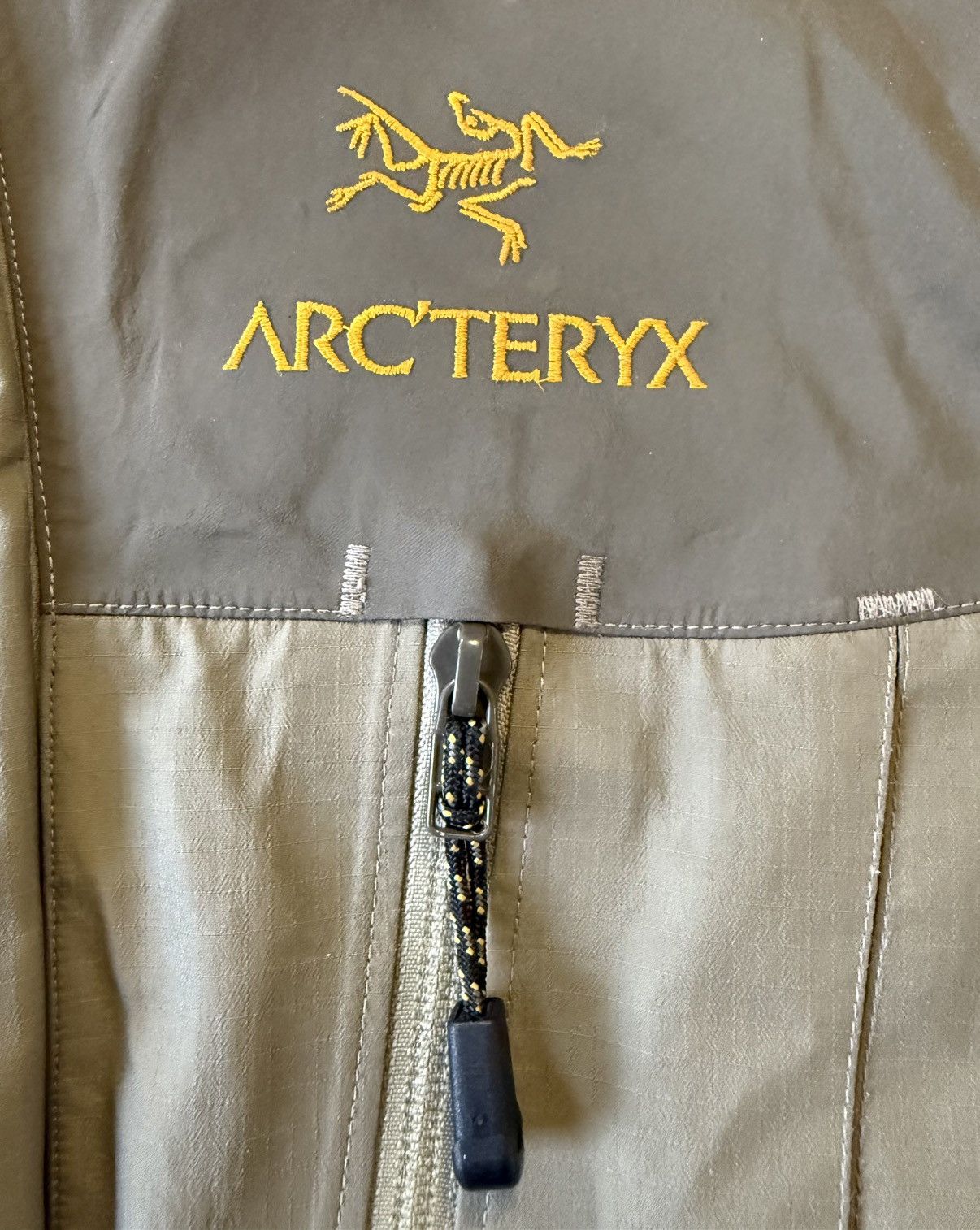 Arc'teryx 1999 Ultra Rare Arc’teryx Alpha SV Jacket - Stone - Large Size US L / EU 52-54 / 3 - 1 Thumbnail
