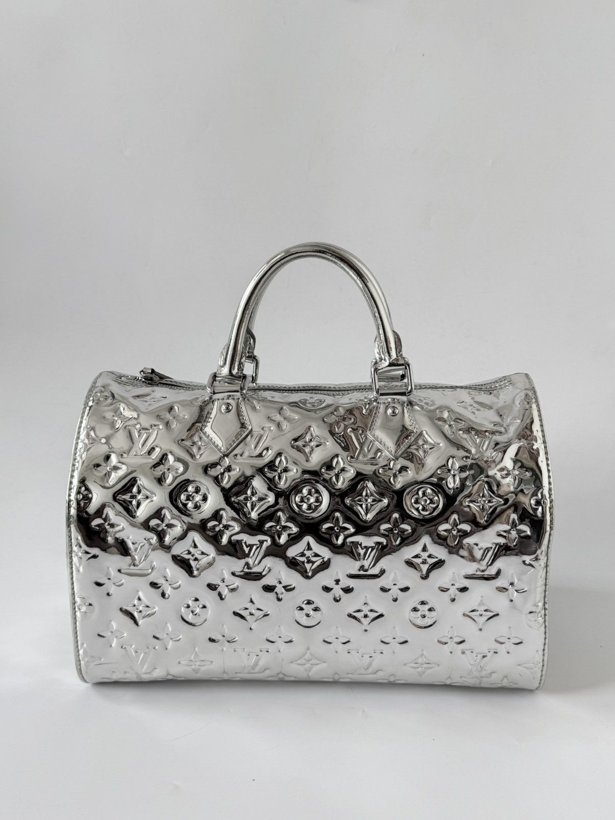 Louis Vuitton Louis Vuitton Limited Silver Monogram Miroir Speedy 30 Bag Size ONE SIZE - 6 Thumbnail
