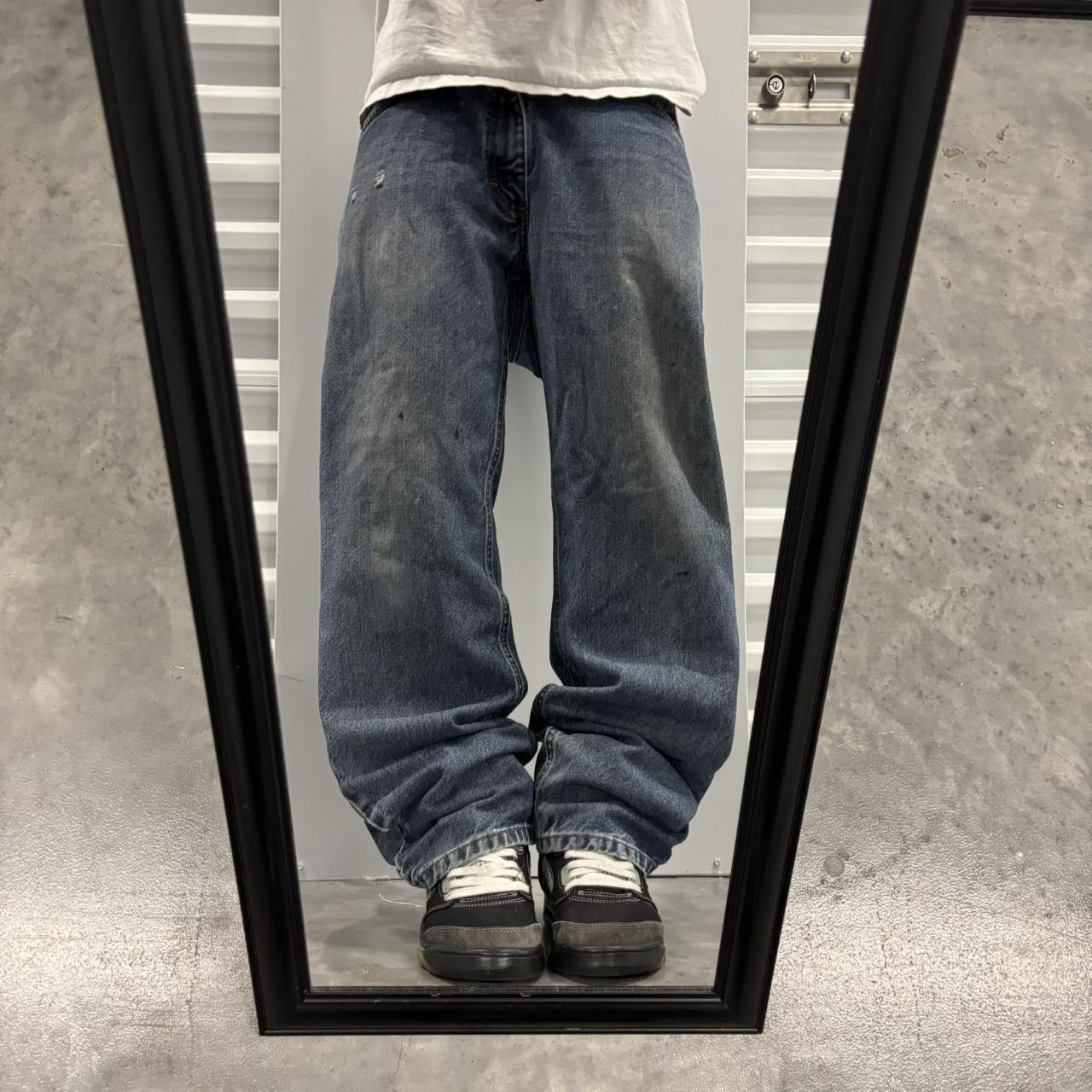 Japanese Brand × Vintage Crazy Vintage Y2K/2000s Grunge Dark Wash Workwear Denim Jeans! Size US 32 / EU 48 - 1 Thumbnail