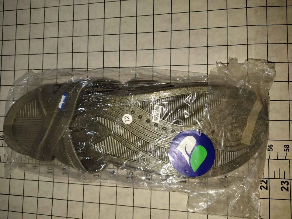 Other New Unopened Men's Bokos Olive Green Slides Size 12 Size US 12 / EU 45 - 1 Thumbnail