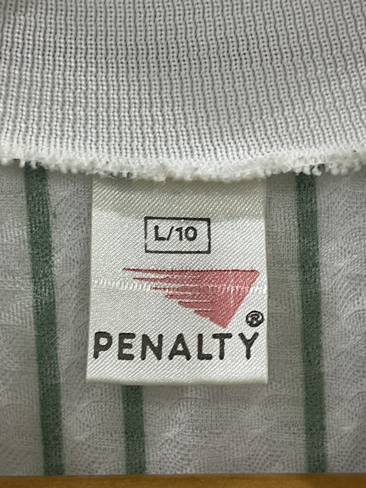 Penalty × Vintage Vintage Fluminense Away Jersey Size US L / EU 52-54 / 3 - 3 Thumbnail