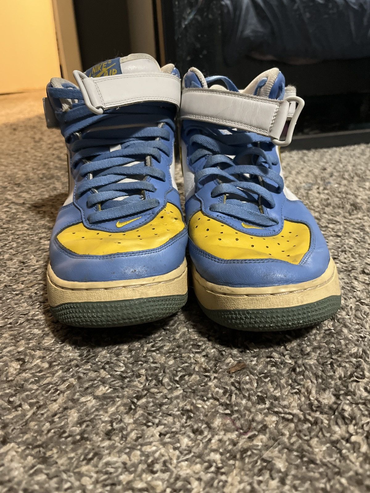 Nike Nike Air Force 1 - white blue and yellow Size US 10.5 / EU 43-44 - 6 Thumbnail