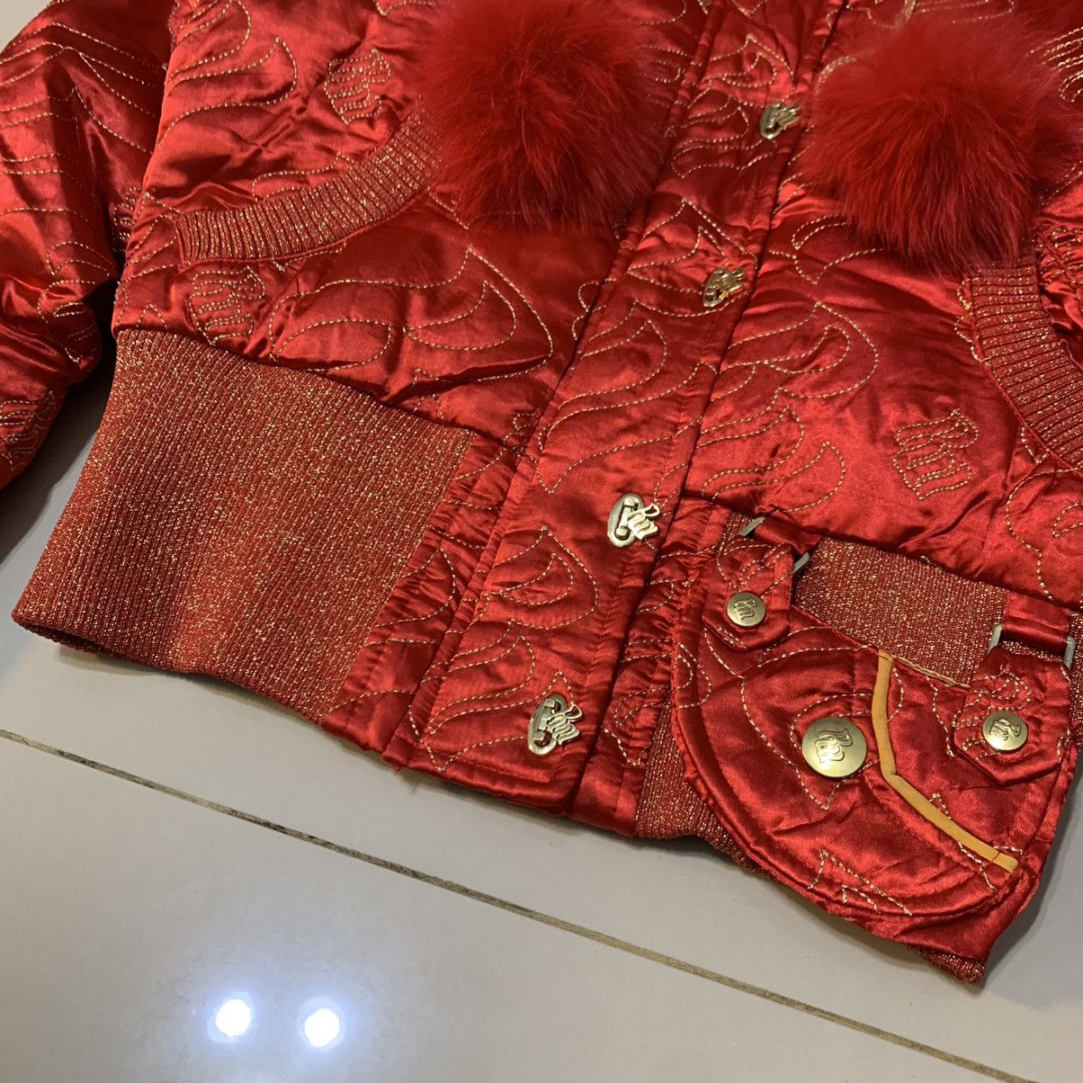 Rocawear Vtg Y2K Rocawear Jacket Embroidered Red Down Cropped Fur Size S / US 4 / IT 40 - 3 Thumbnail