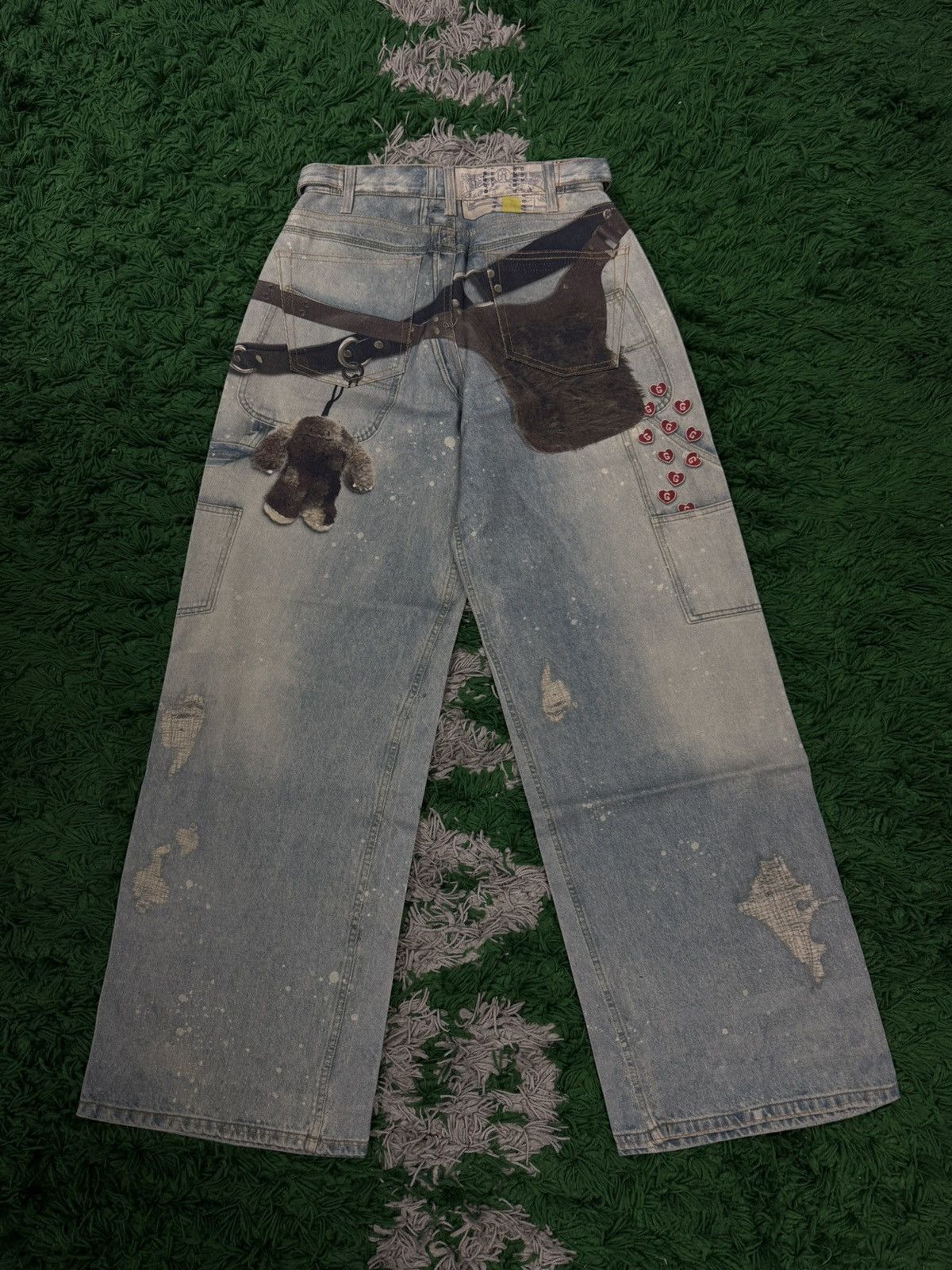 GRAILZ Grails Jeans light wash key chain illusion 28 Size US 28 / EU 44 - 2 Thumbnail