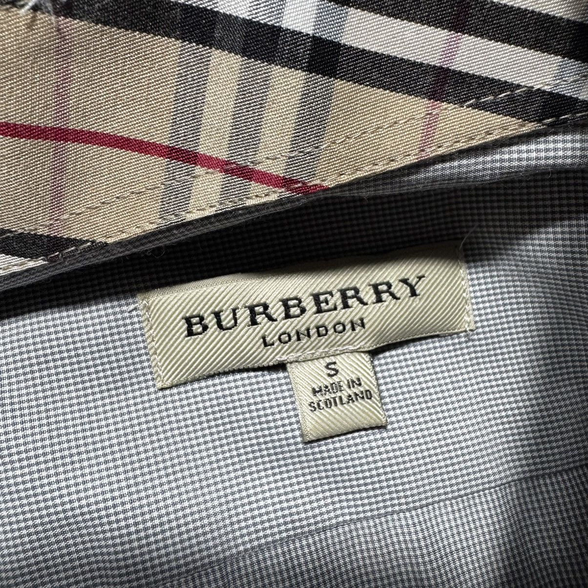Burberry vintage burberry Signature plaid shirt with large logo. Size US M / EU 48-50 / 2 - 10 Thumbnail