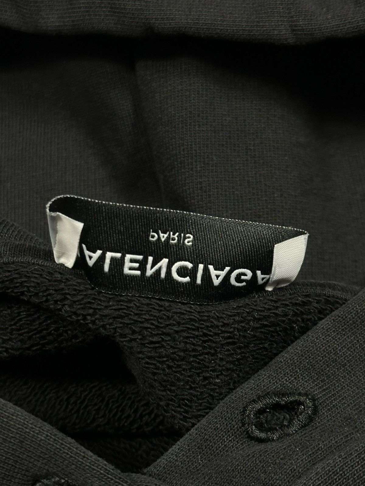 Balenciaga Balenciaga Pocket Back Logo Oversized Hoodie Size US S / EU 44-46 / 1 - 6 Thumbnail