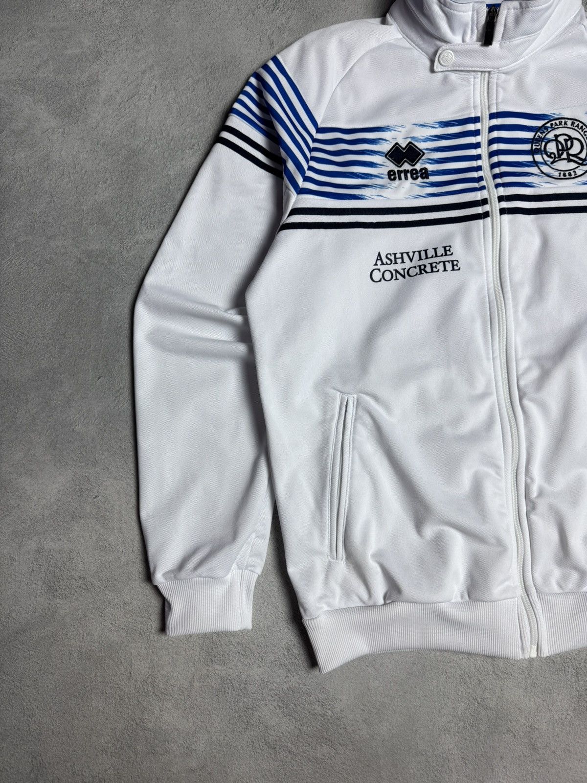 Errea Queens Park Rangers 2021 Football Soccer Track Jacket Errea Size US L / EU 52-54 / 3 - 5 Thumbnail