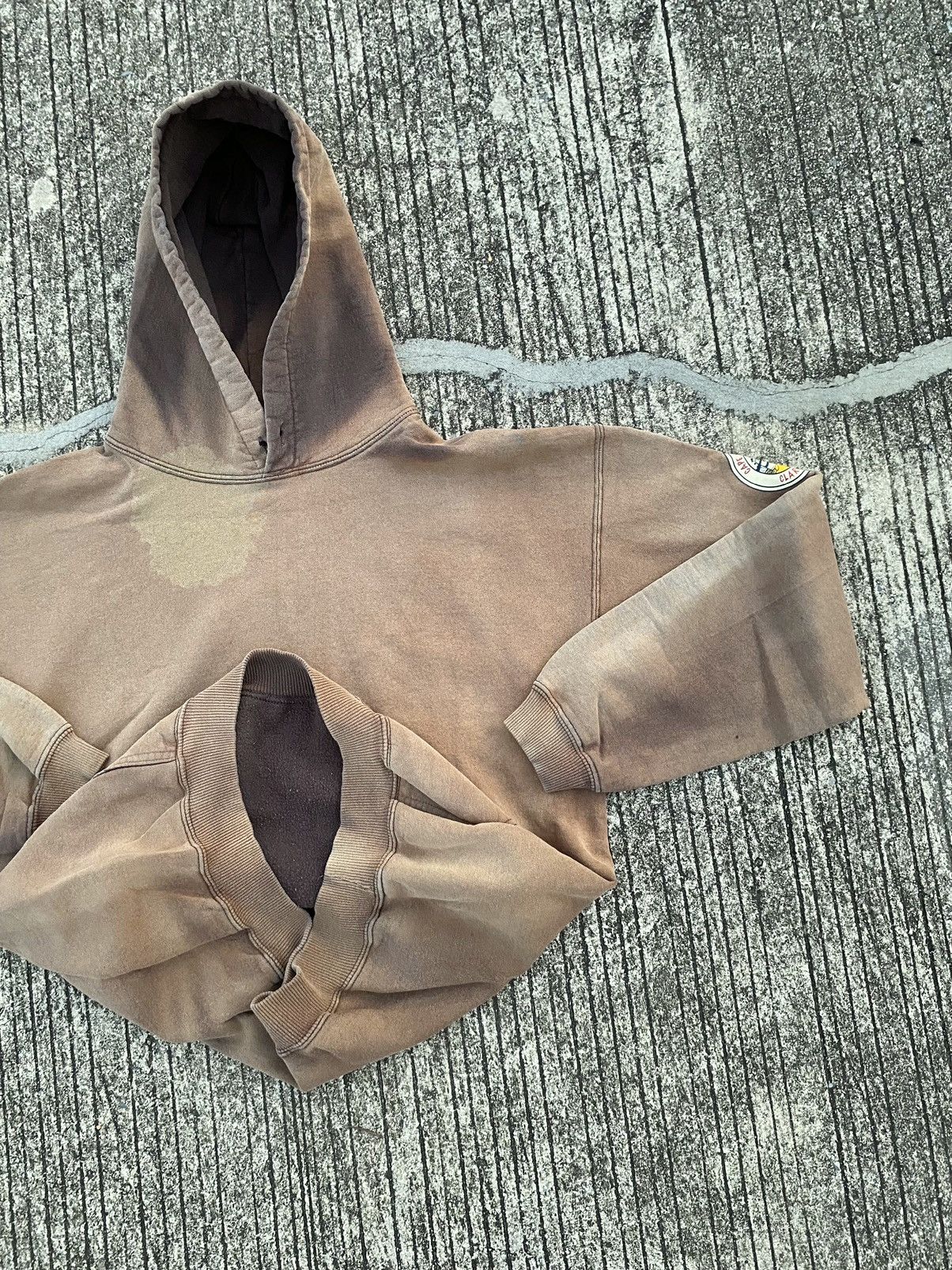 Russell Athletic Rare Faded Gildan Ultra Brown Hoodie 🥷🏿 Size US M / EU 48-50 / 2 - 4 Thumbnail